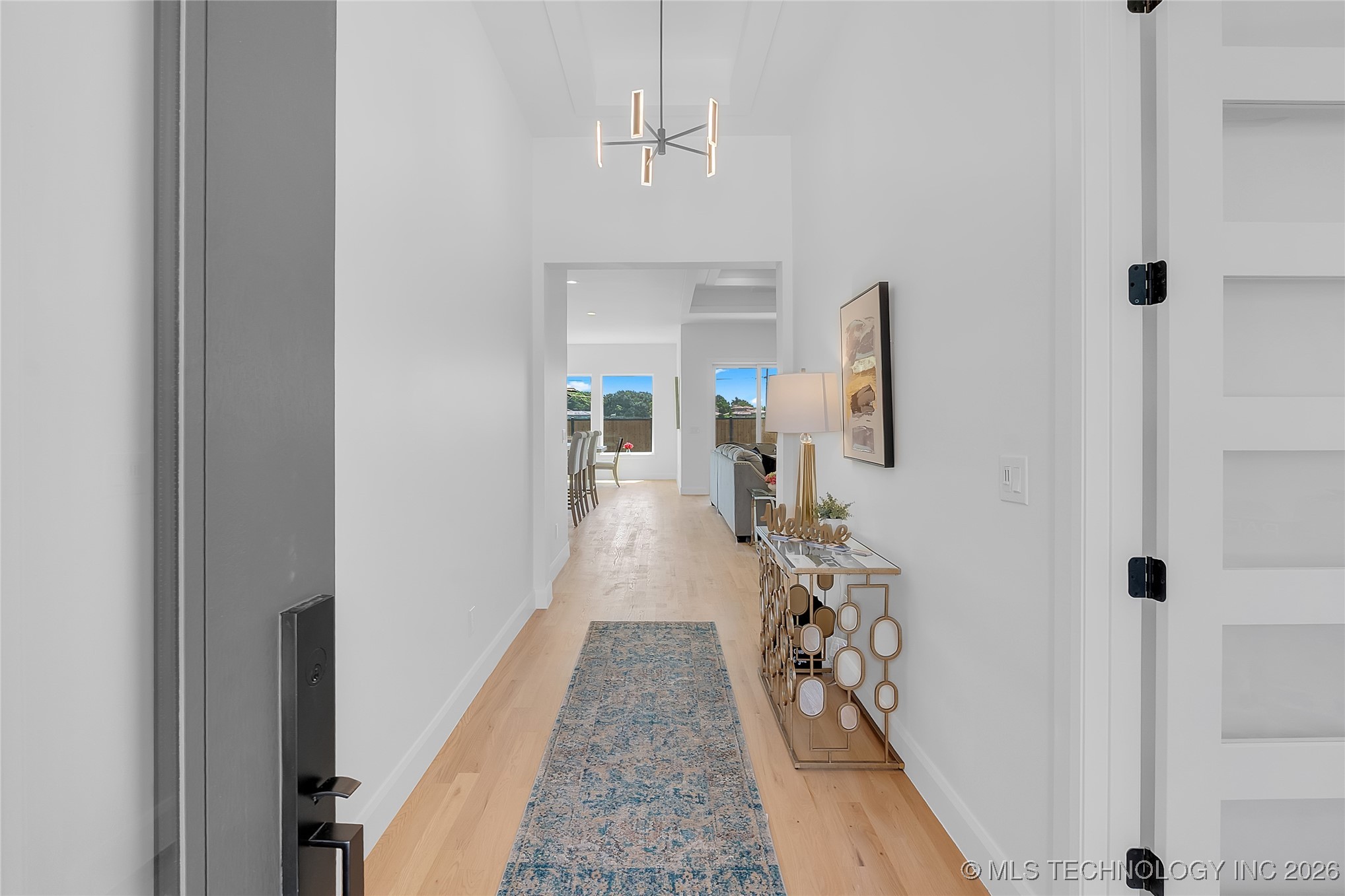 12005 S Vandalia Avenue Property Photo 7