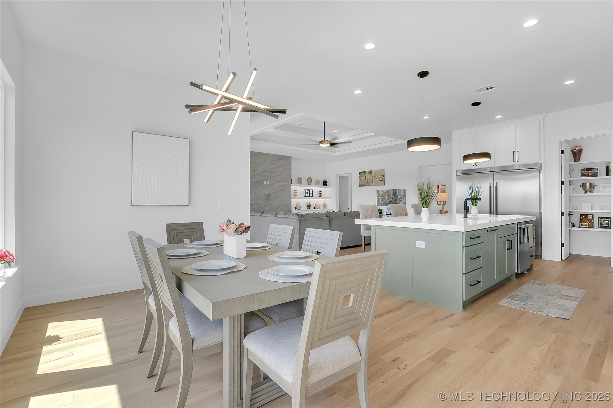 12005 S Vandalia Avenue Property Photo 19