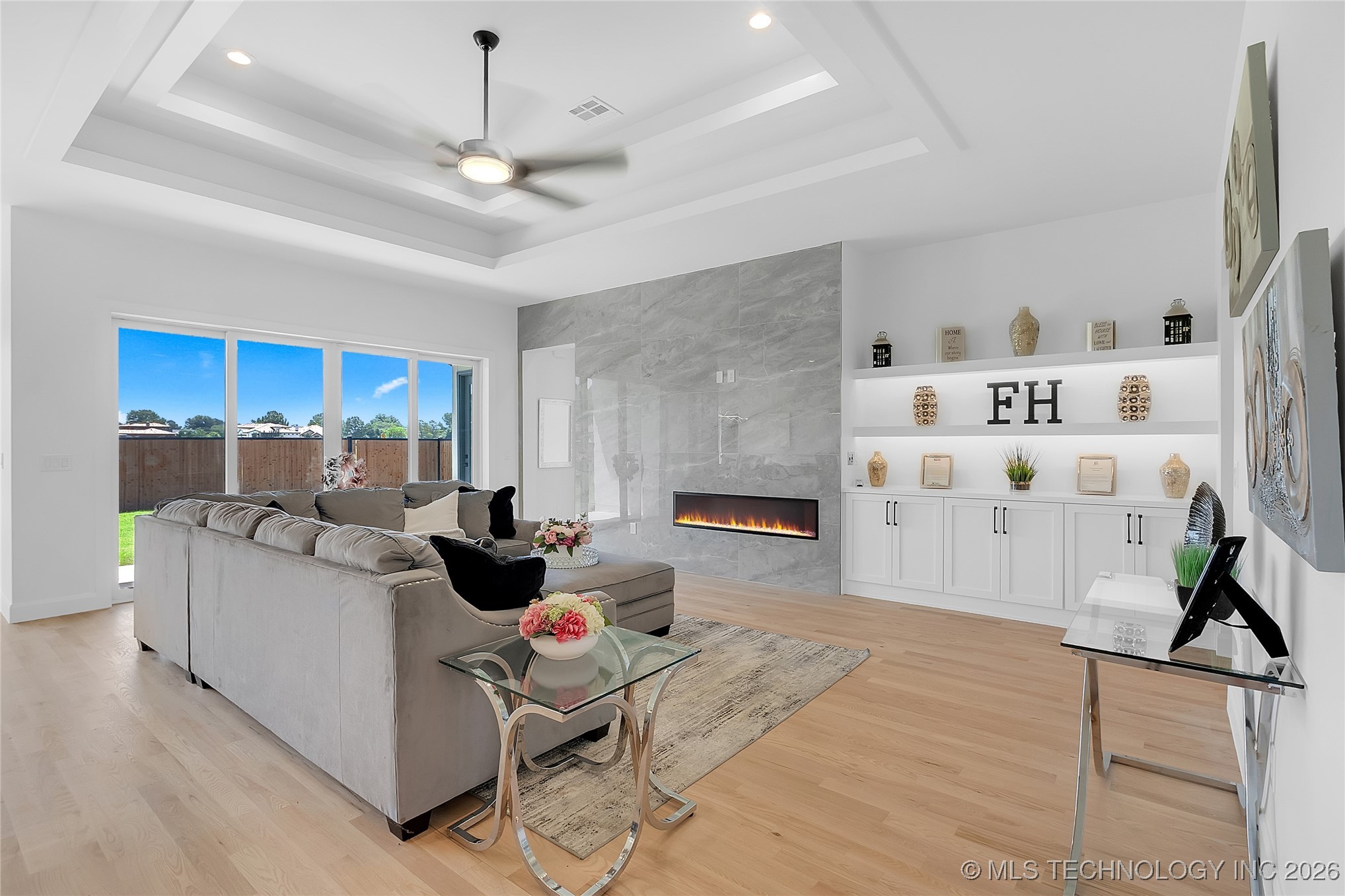 12005 S Vandalia Avenue Property Photo 22