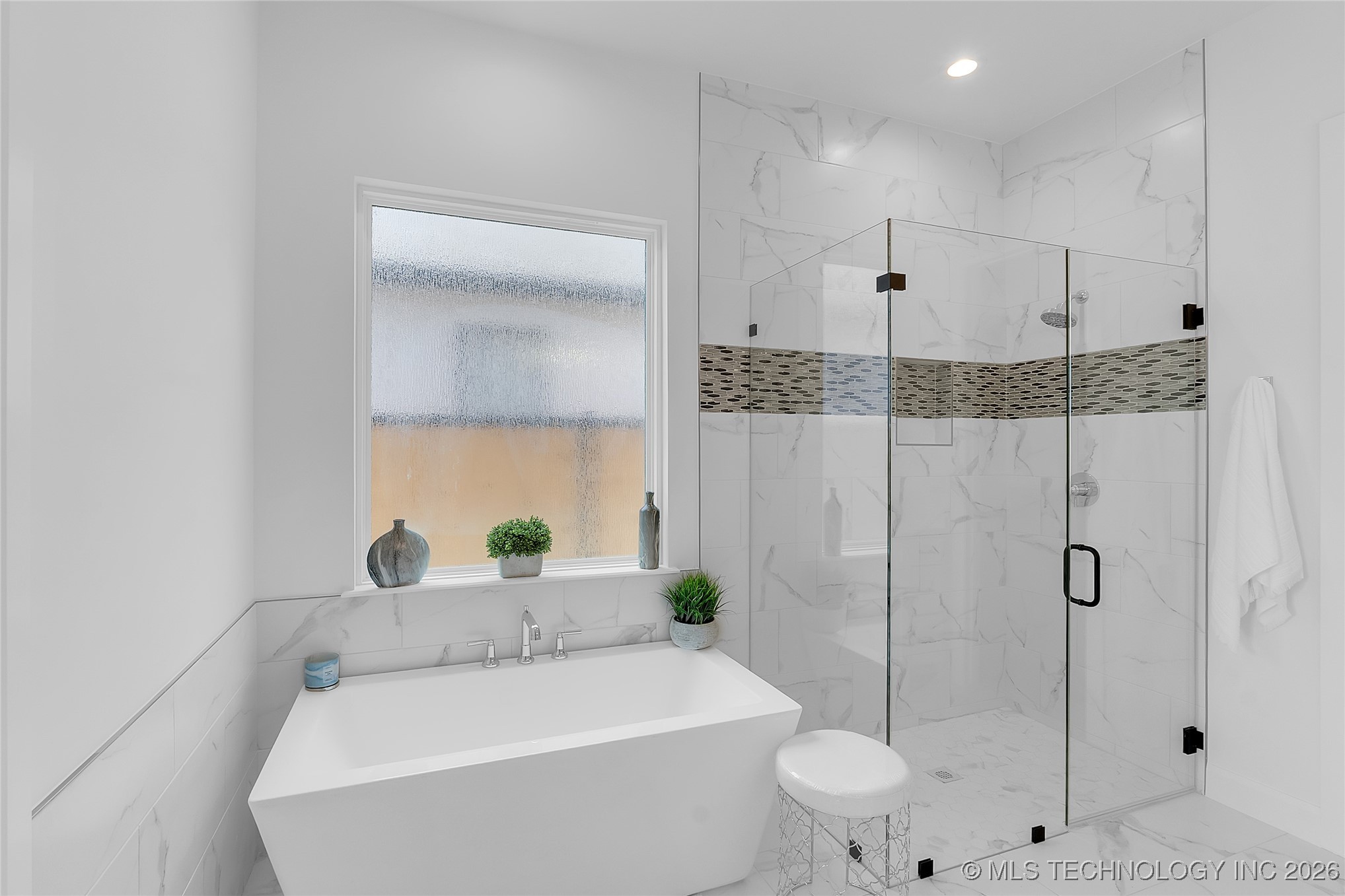 12005 S Vandalia Avenue Property Photo 34