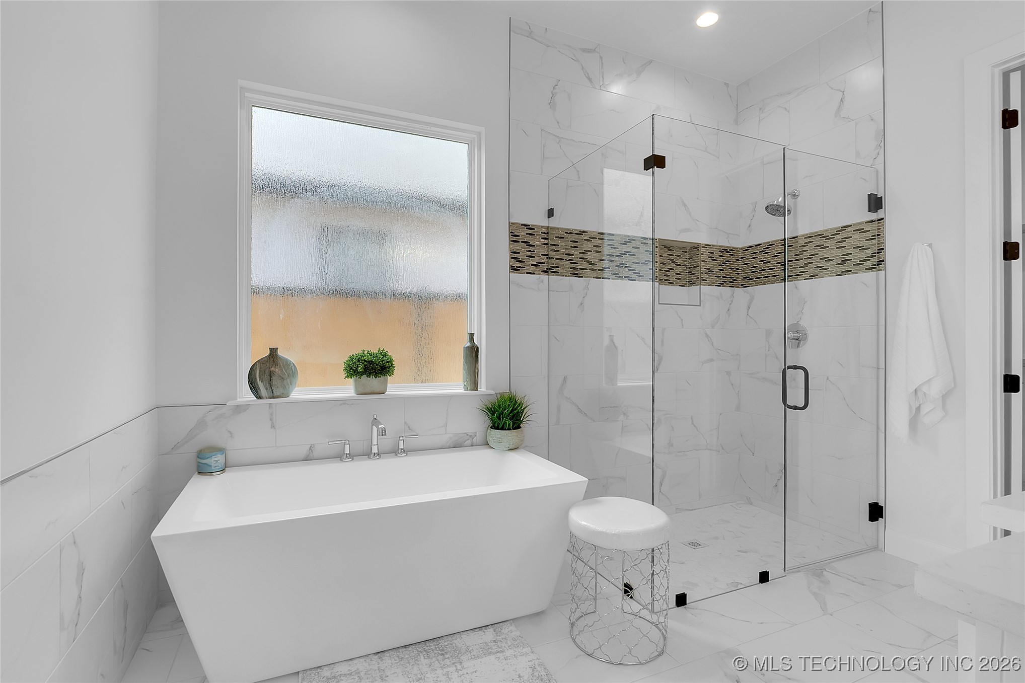 12005 S Vandalia Avenue Property Photo 35