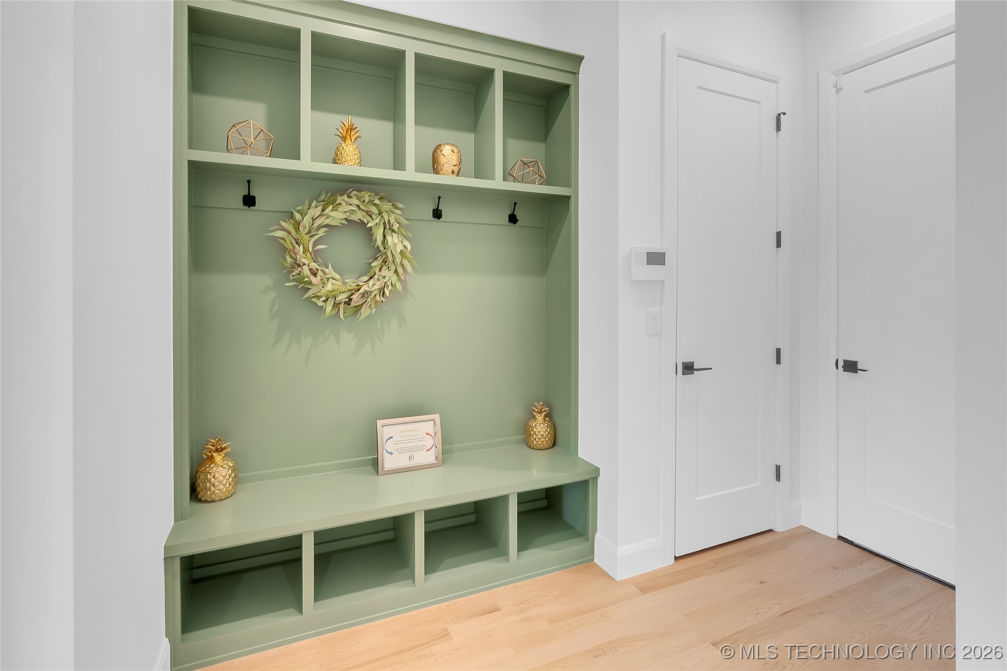 12005 S Vandalia Avenue Property Photo 40