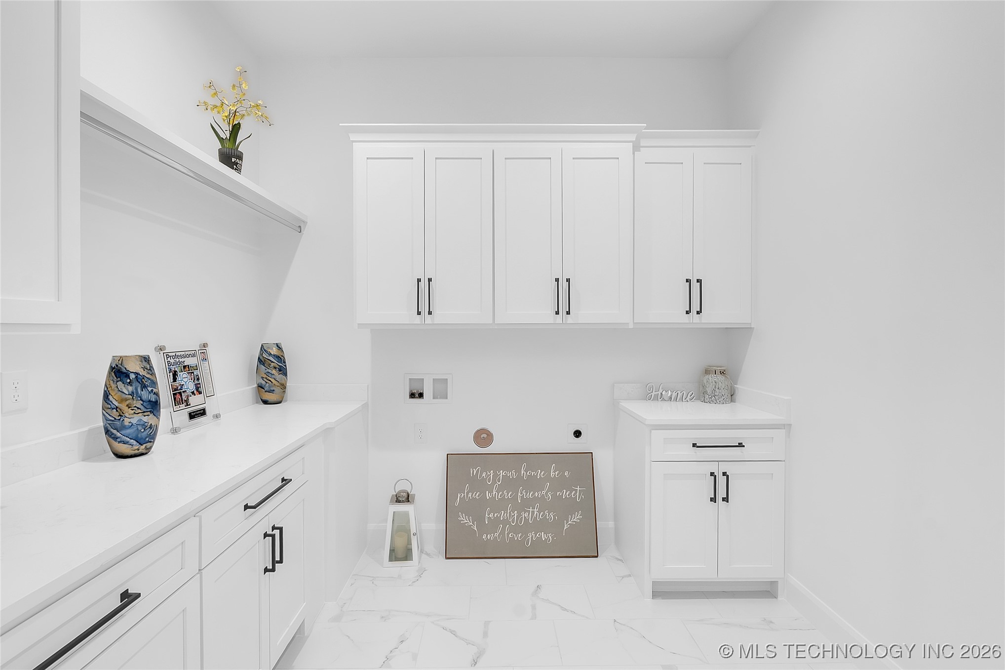 12005 S Vandalia Avenue Property Photo 41