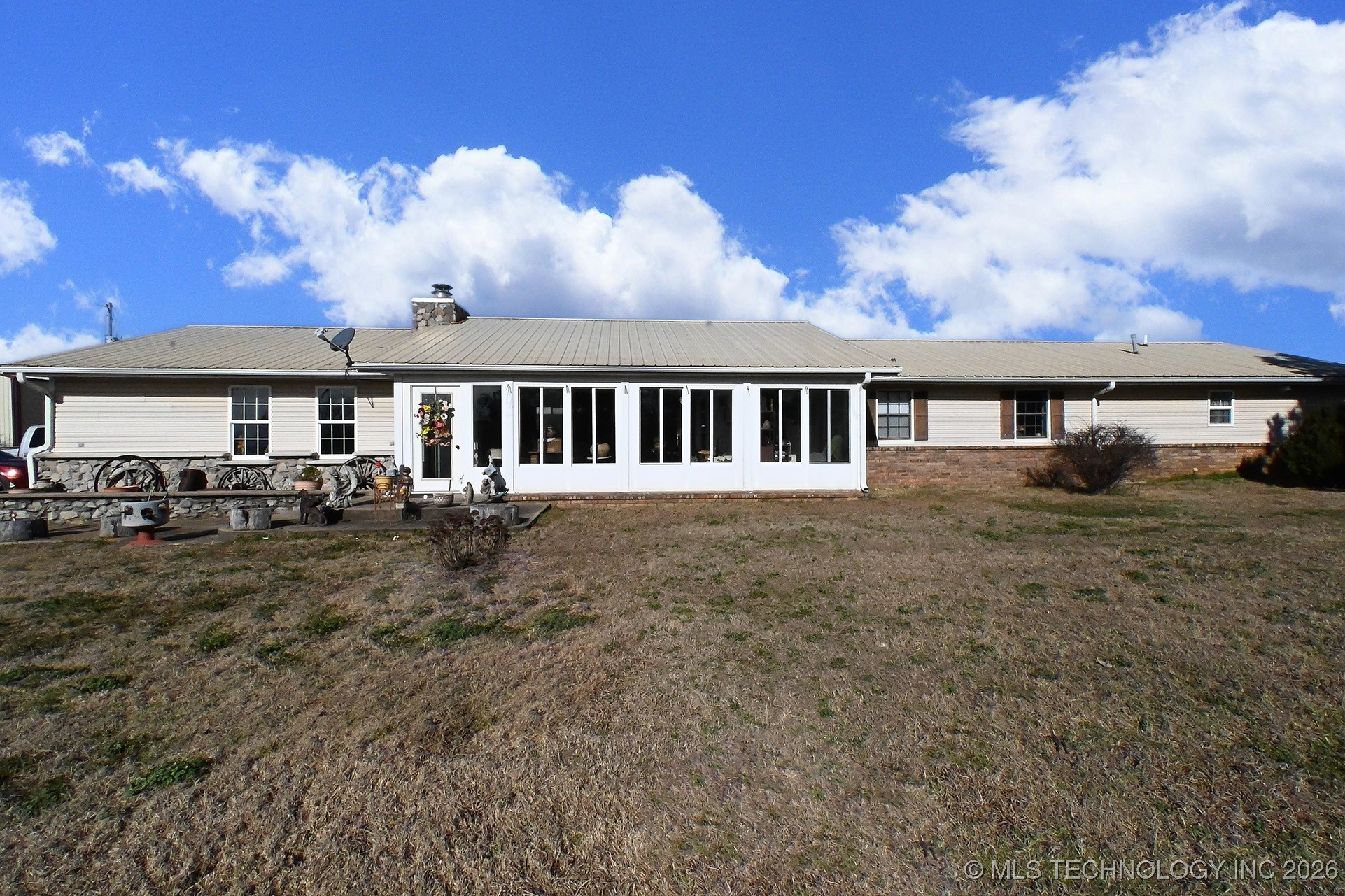 105935 S 4665 Road Property Photo 2