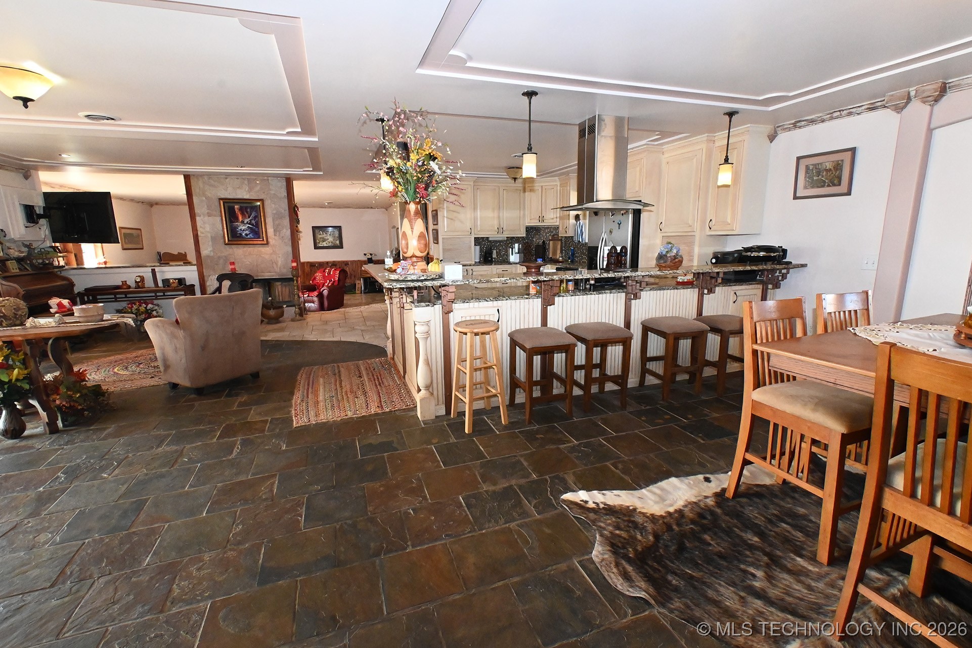 105935 S 4665 Road Property Photo 11