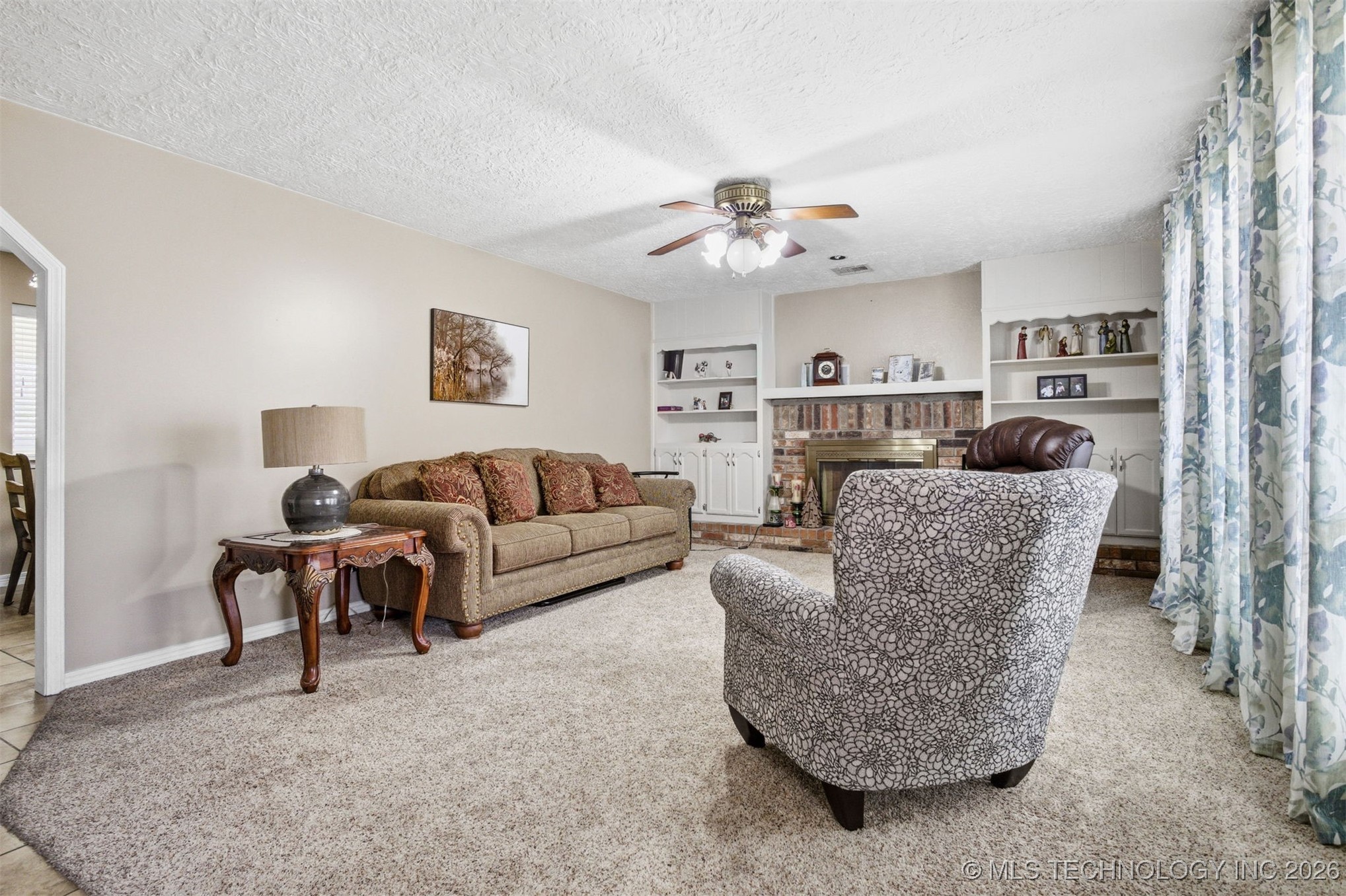 8329 N 118th East Avenue Property Photo 10