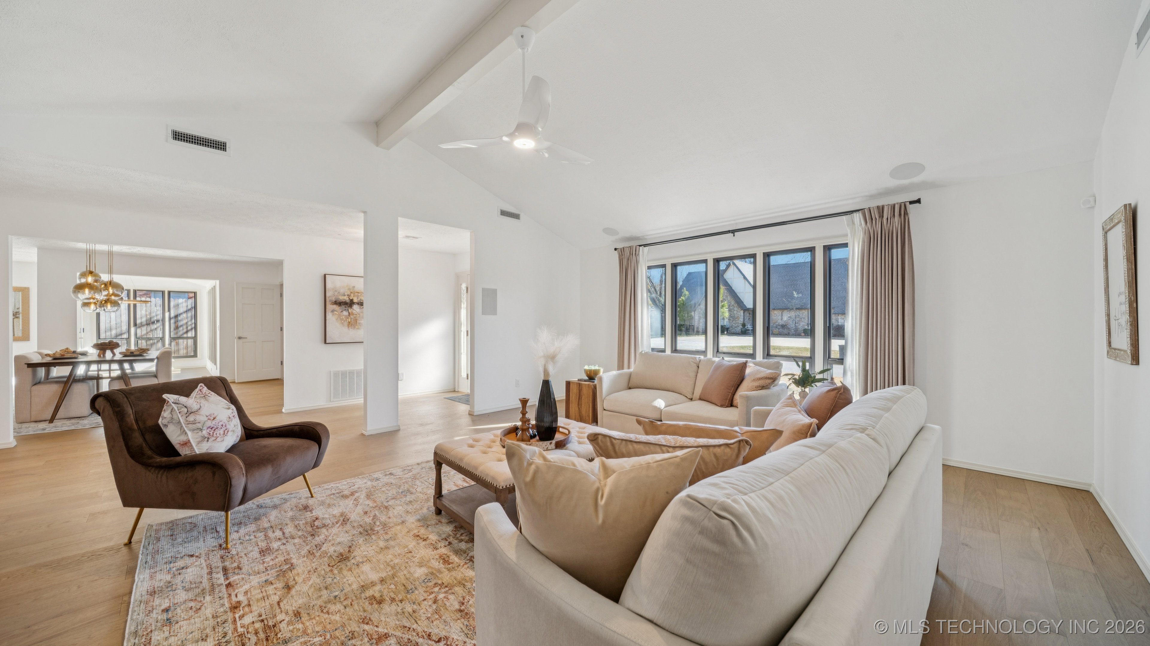 2943 E 56th Place Property Photo 8