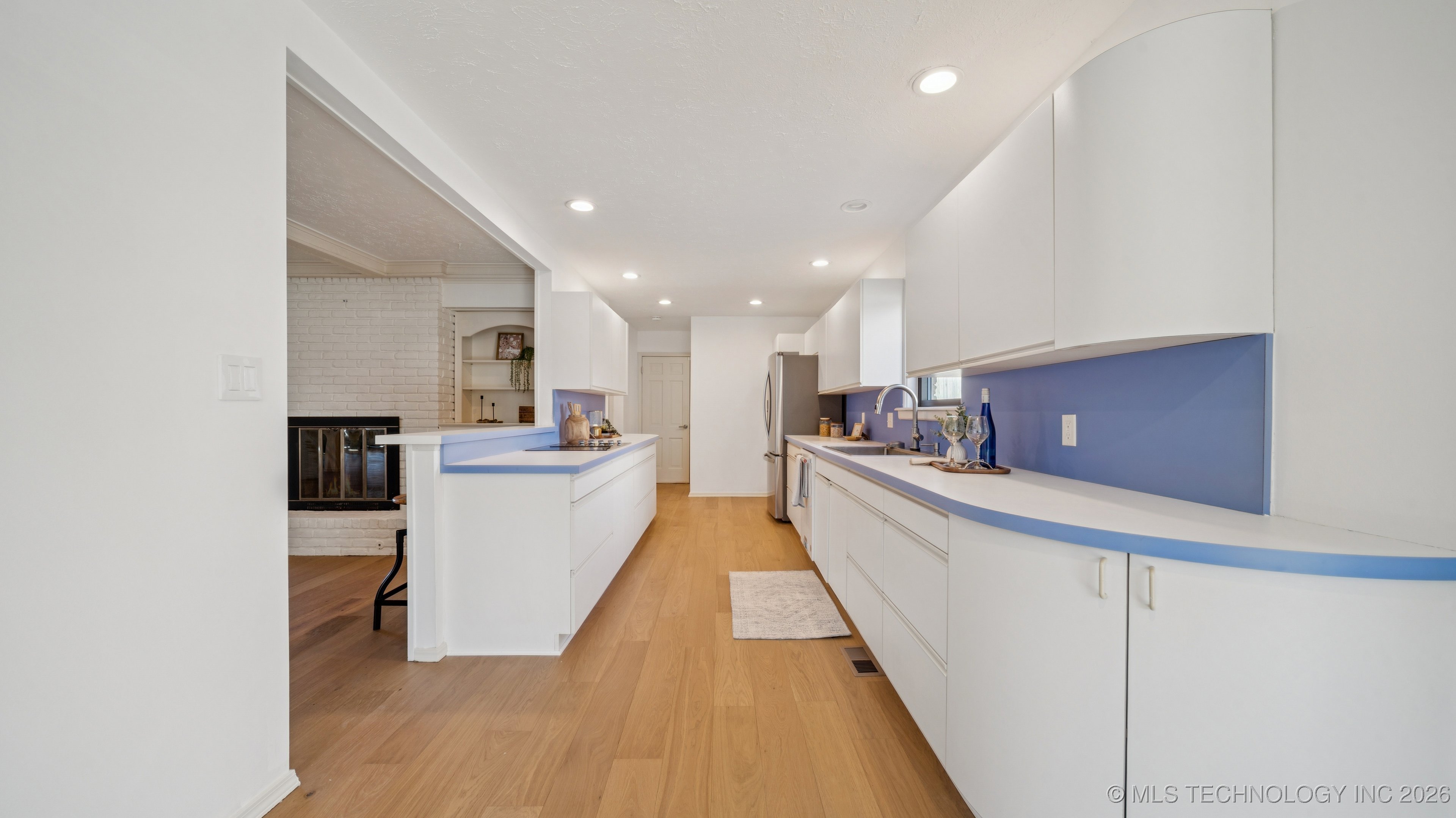 2943 E 56th Place Property Photo 15