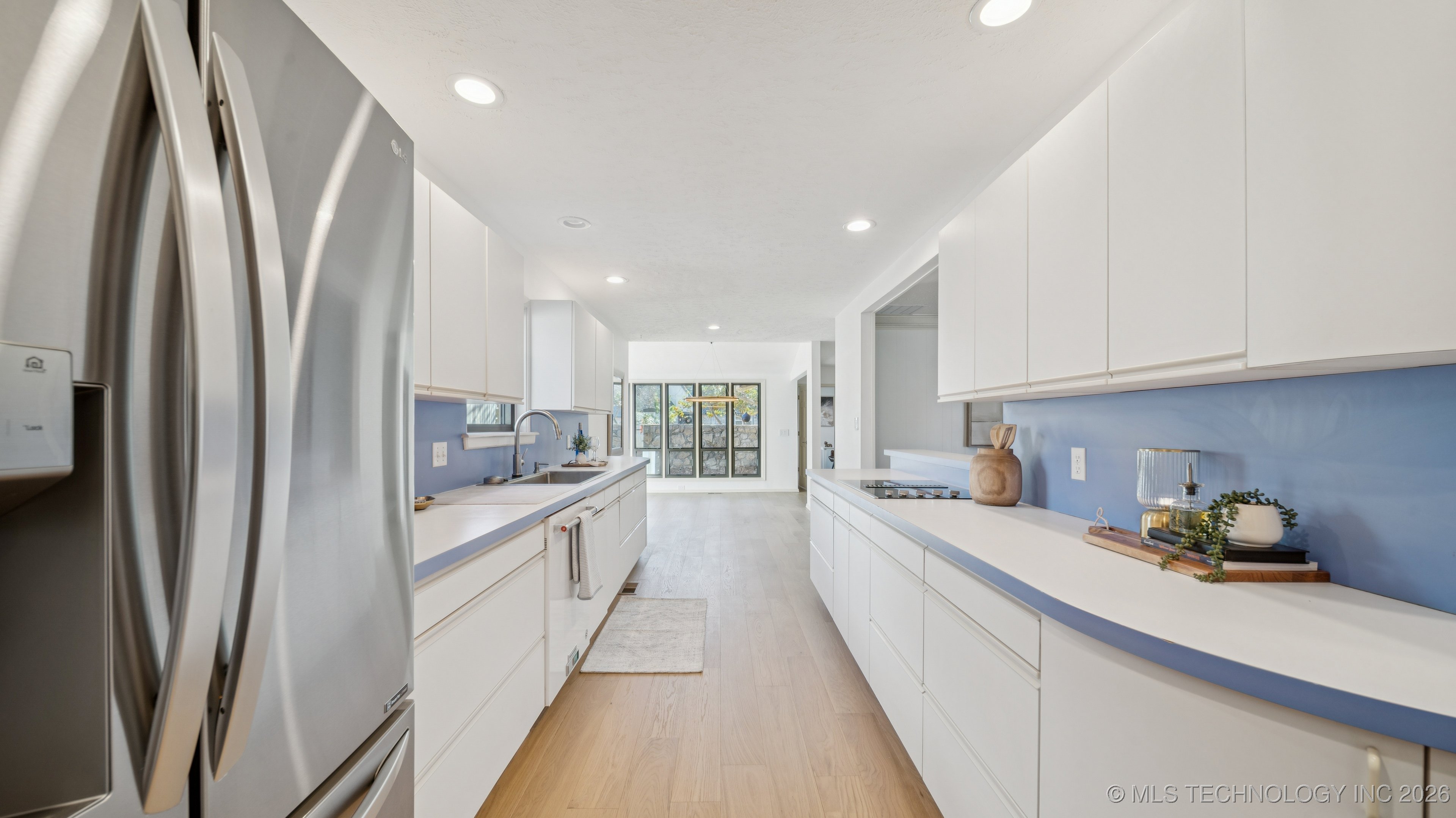 2943 E 56th Place Property Photo 19