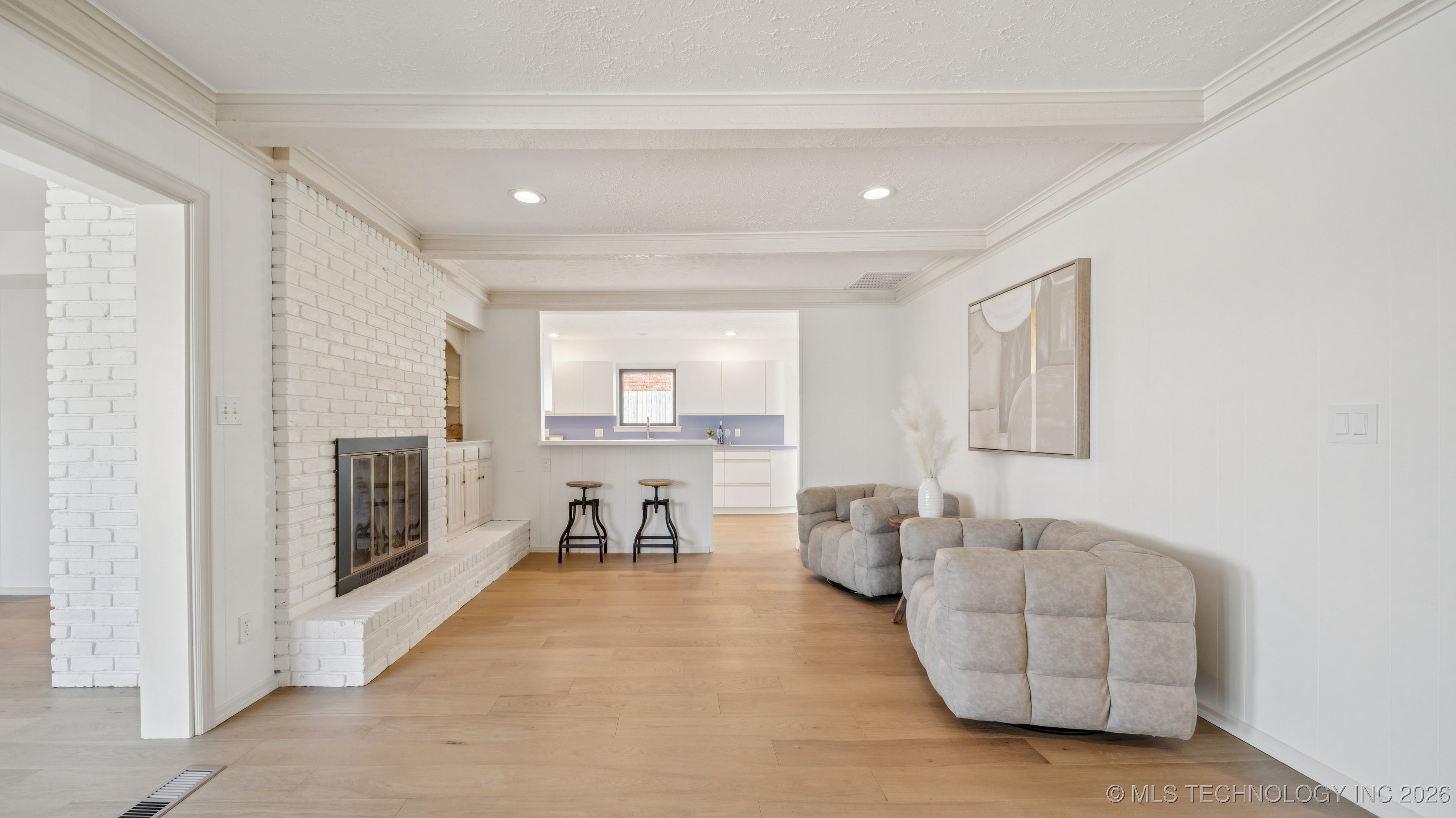 2943 E 56th Place Property Photo 23