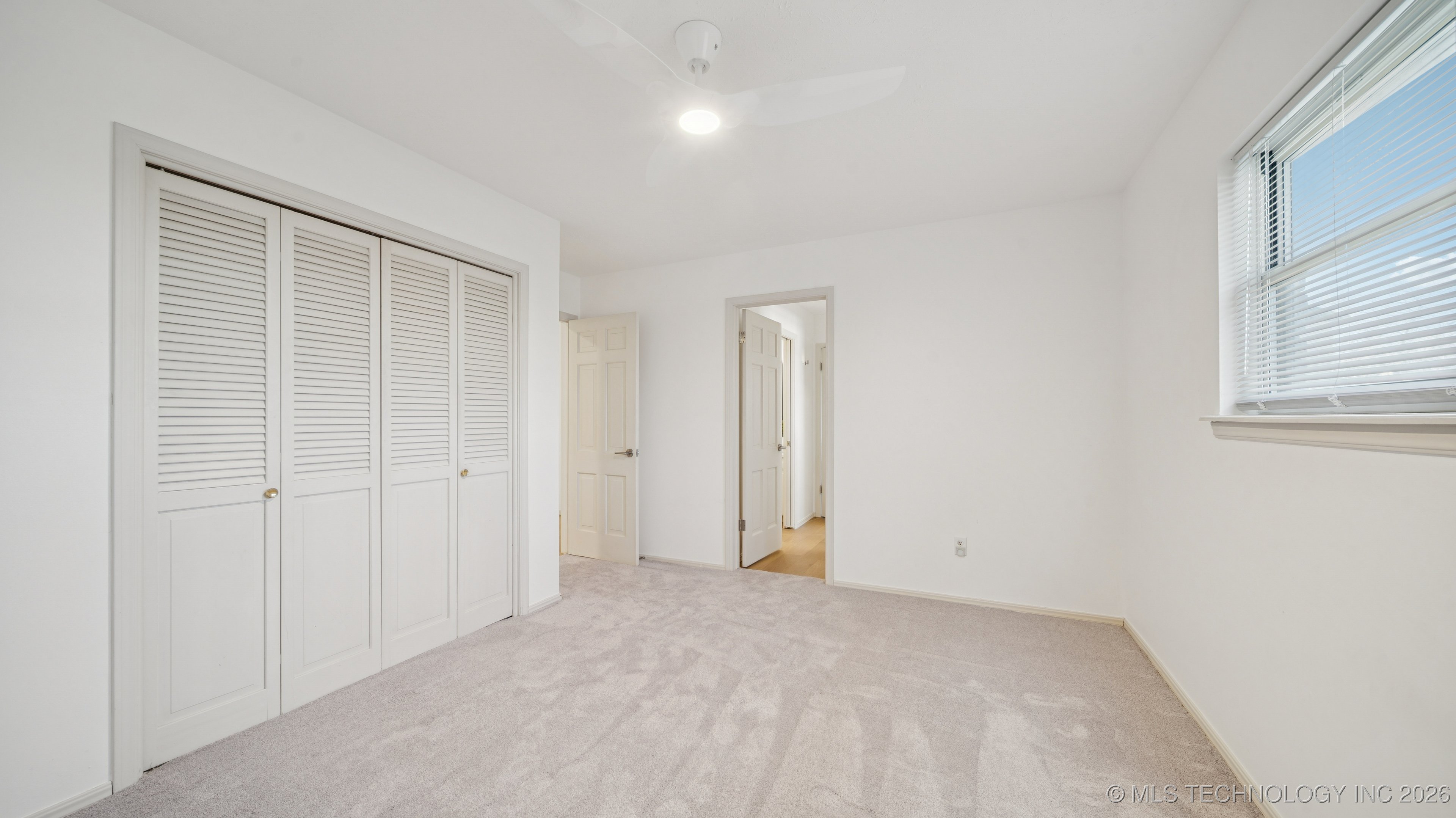 2943 E 56th Place Property Photo 33