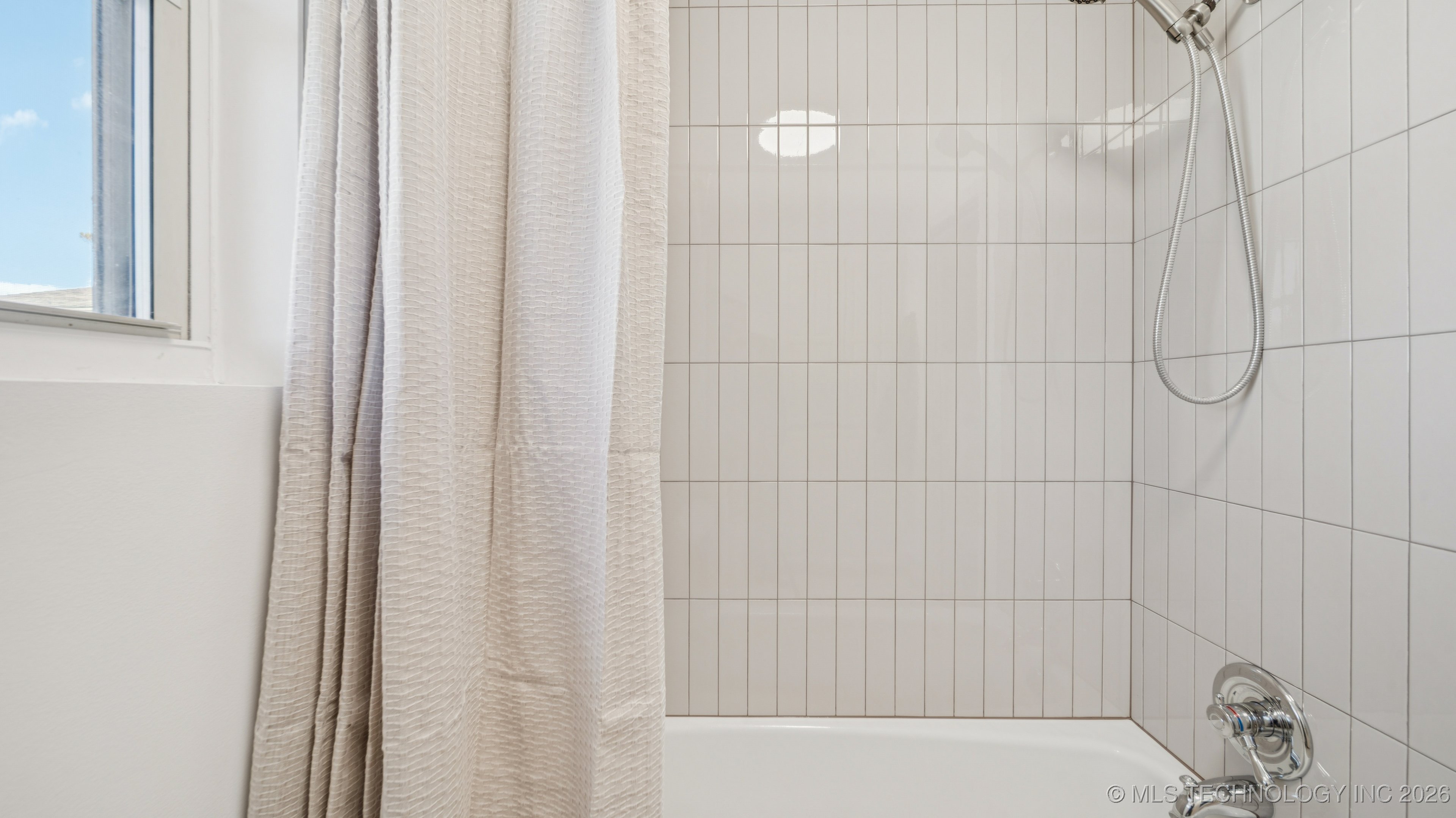 2943 E 56th Place Property Photo 36