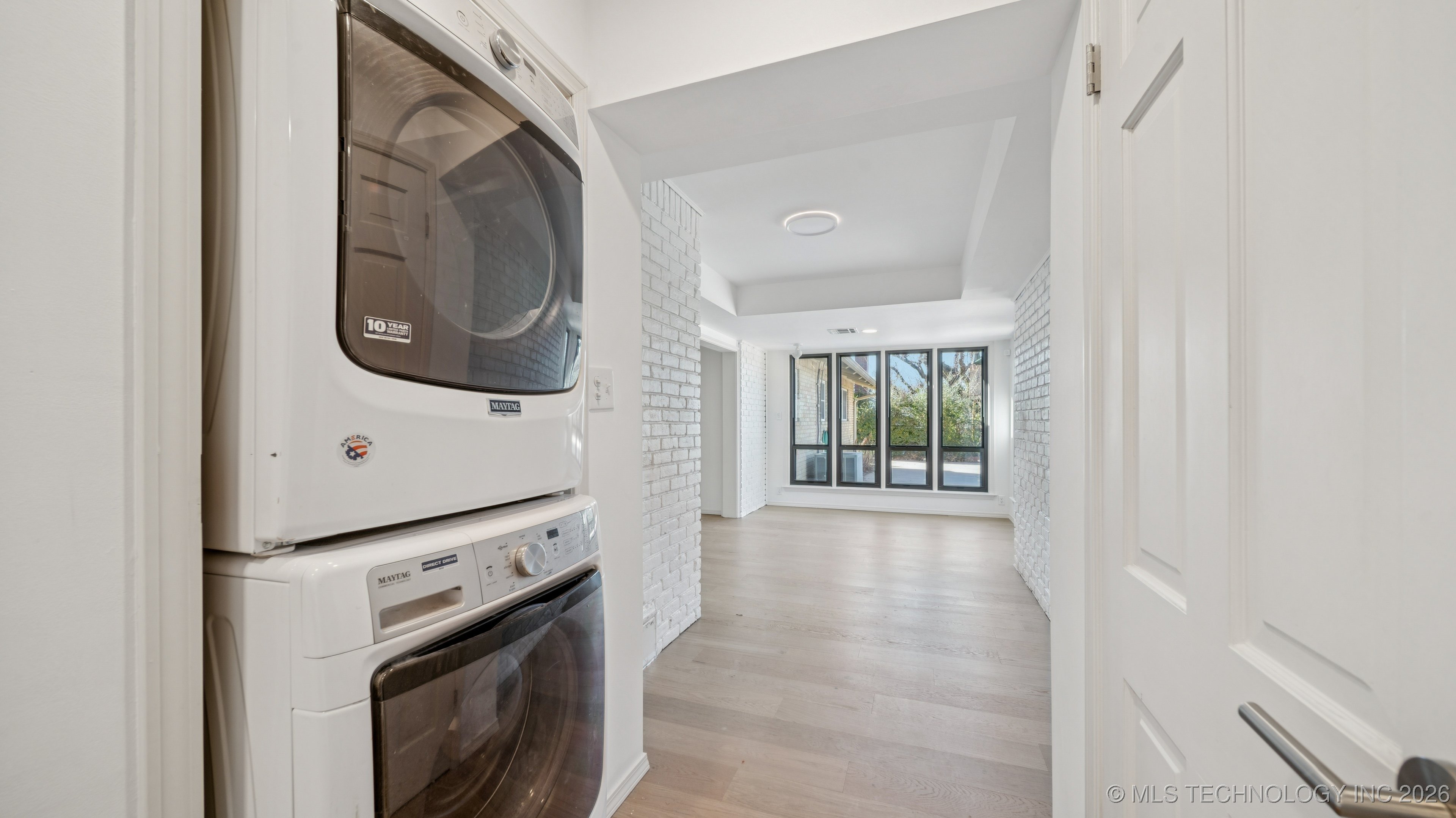 2943 E 56th Place Property Photo 38