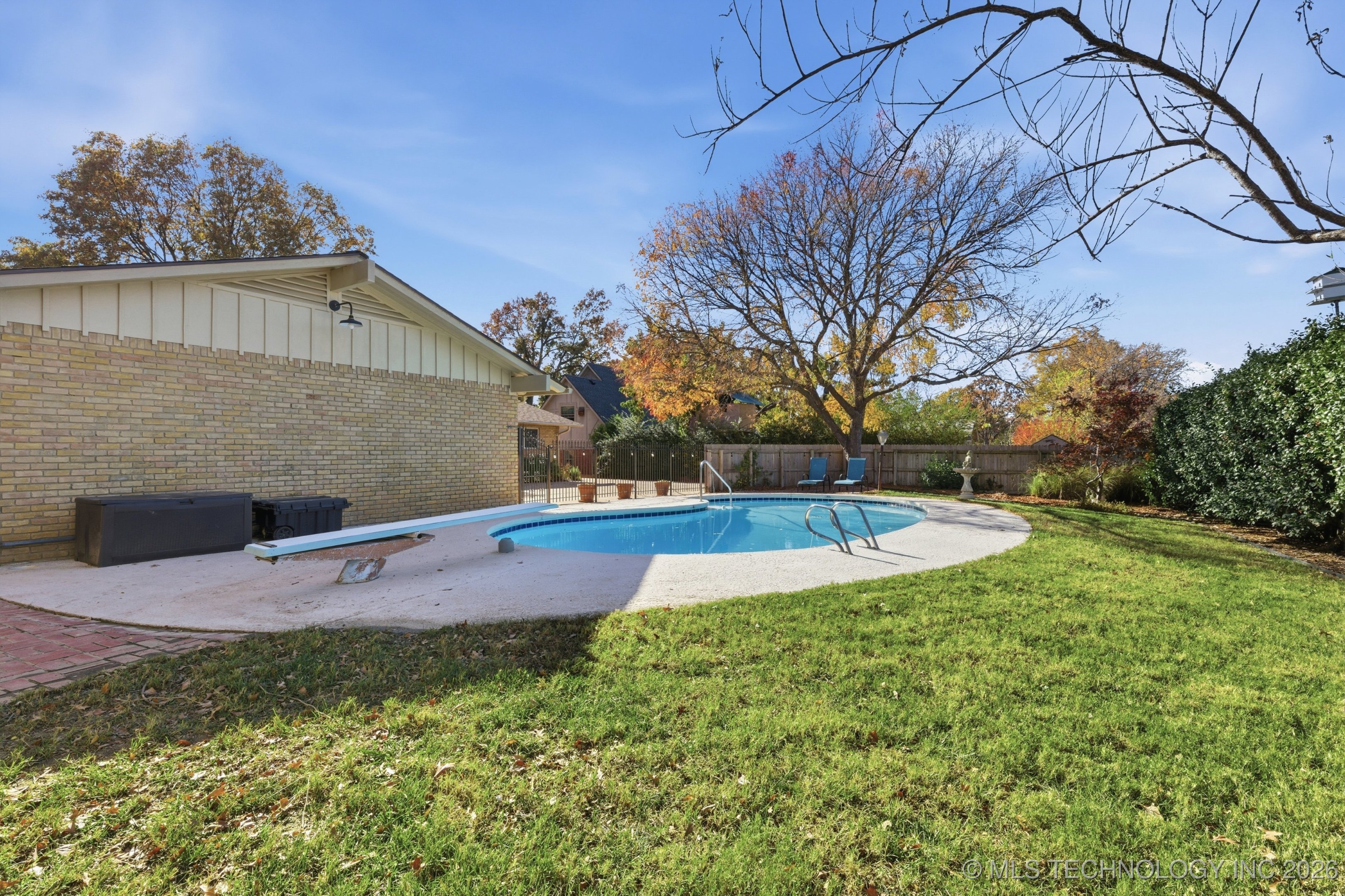 2943 E 56th Place Property Photo 39