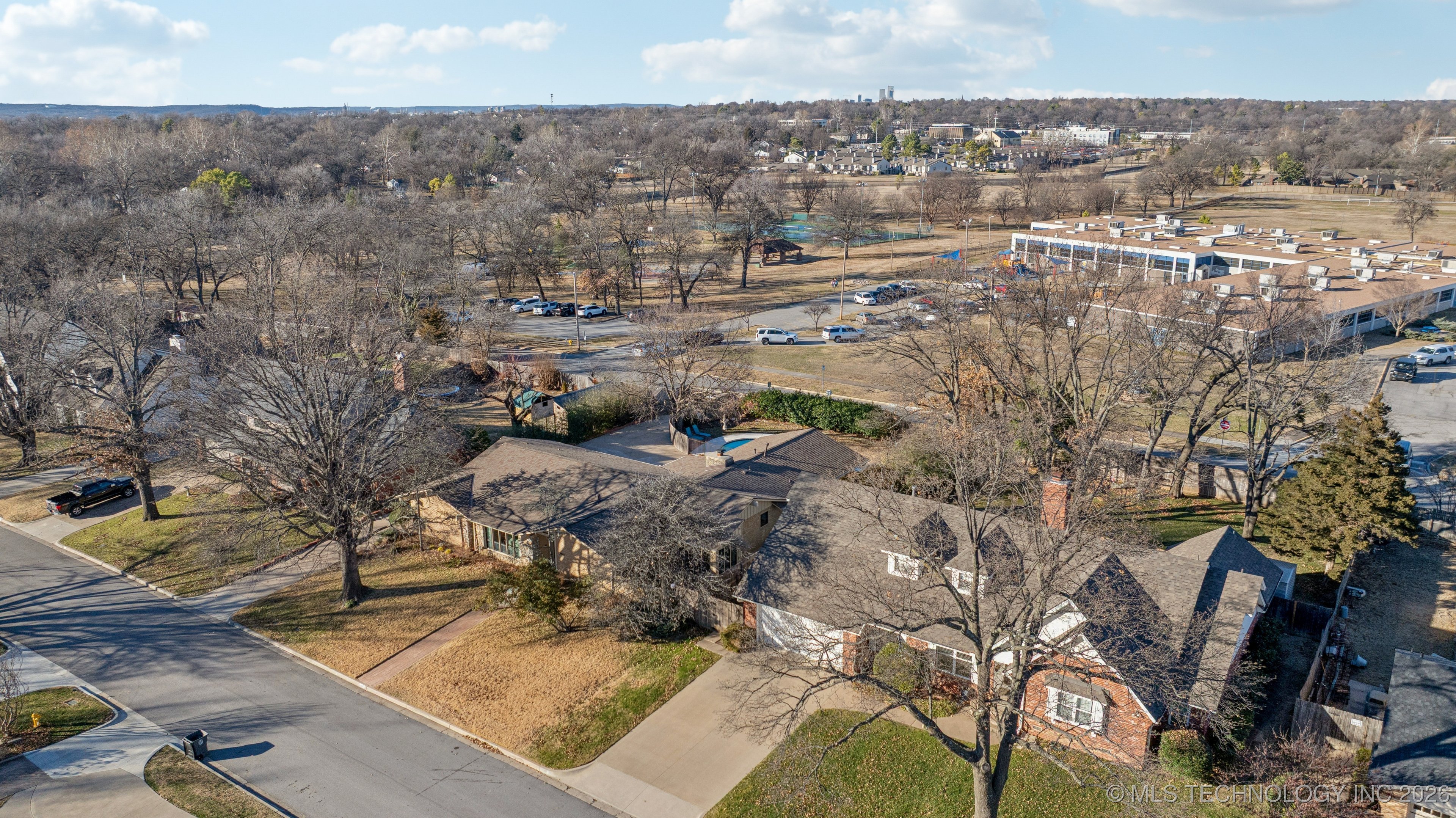 2943 E 56th Place Property Photo 45