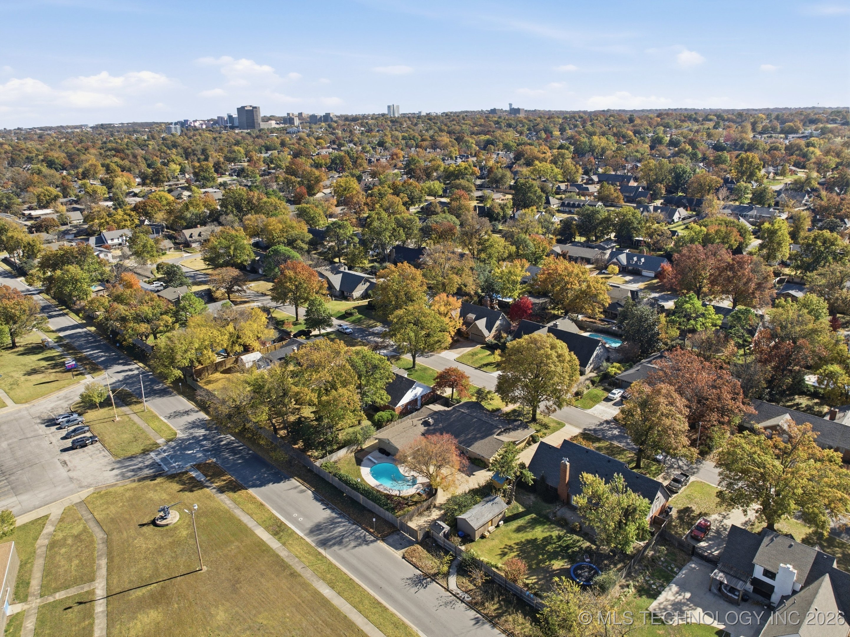 2943 E 56th Place Property Photo 49