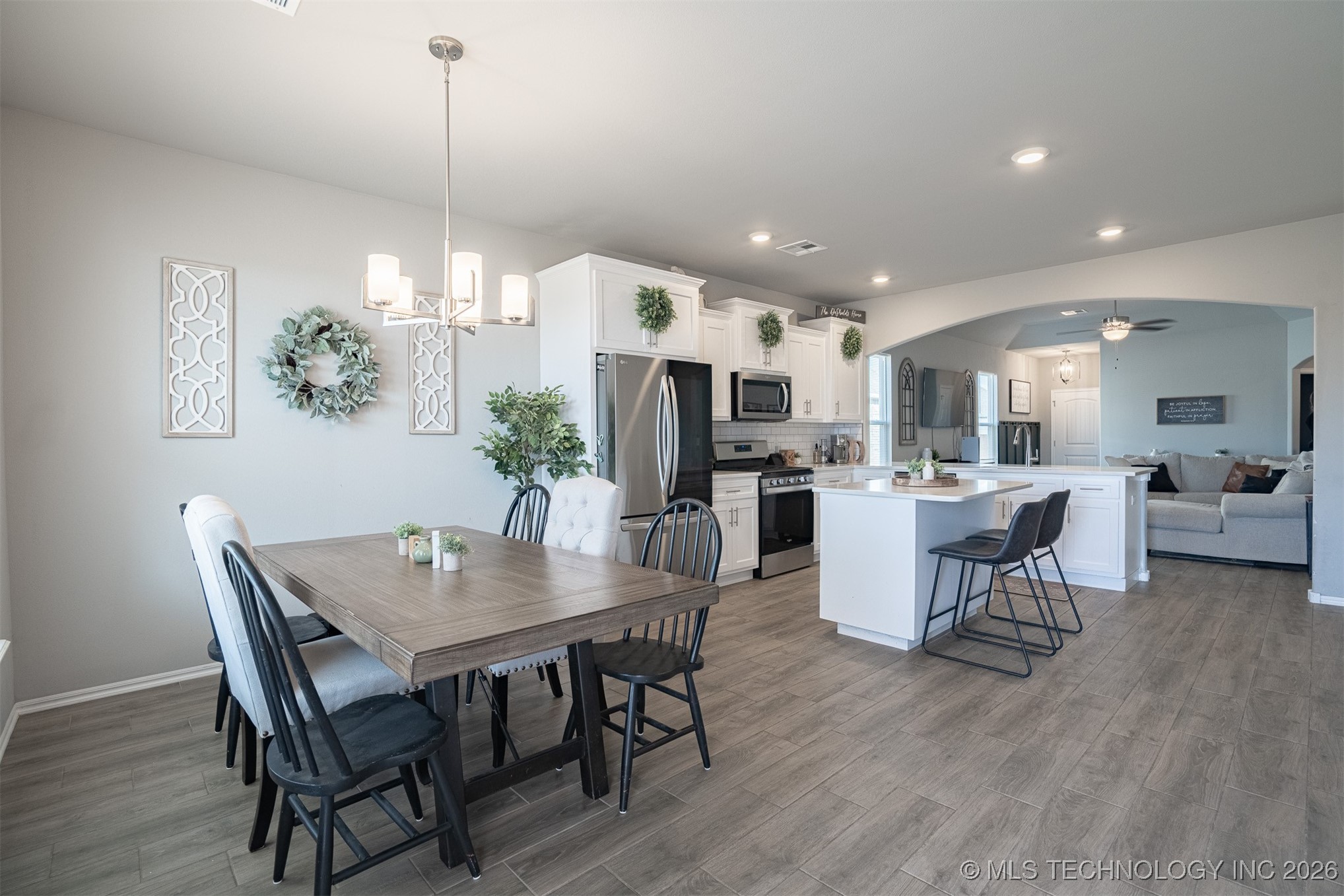 5310 S Andros Avenue Property Photo 3