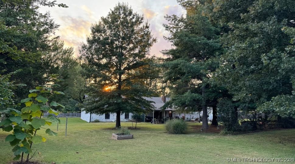 15623 S 297th East Street Property Photo 5