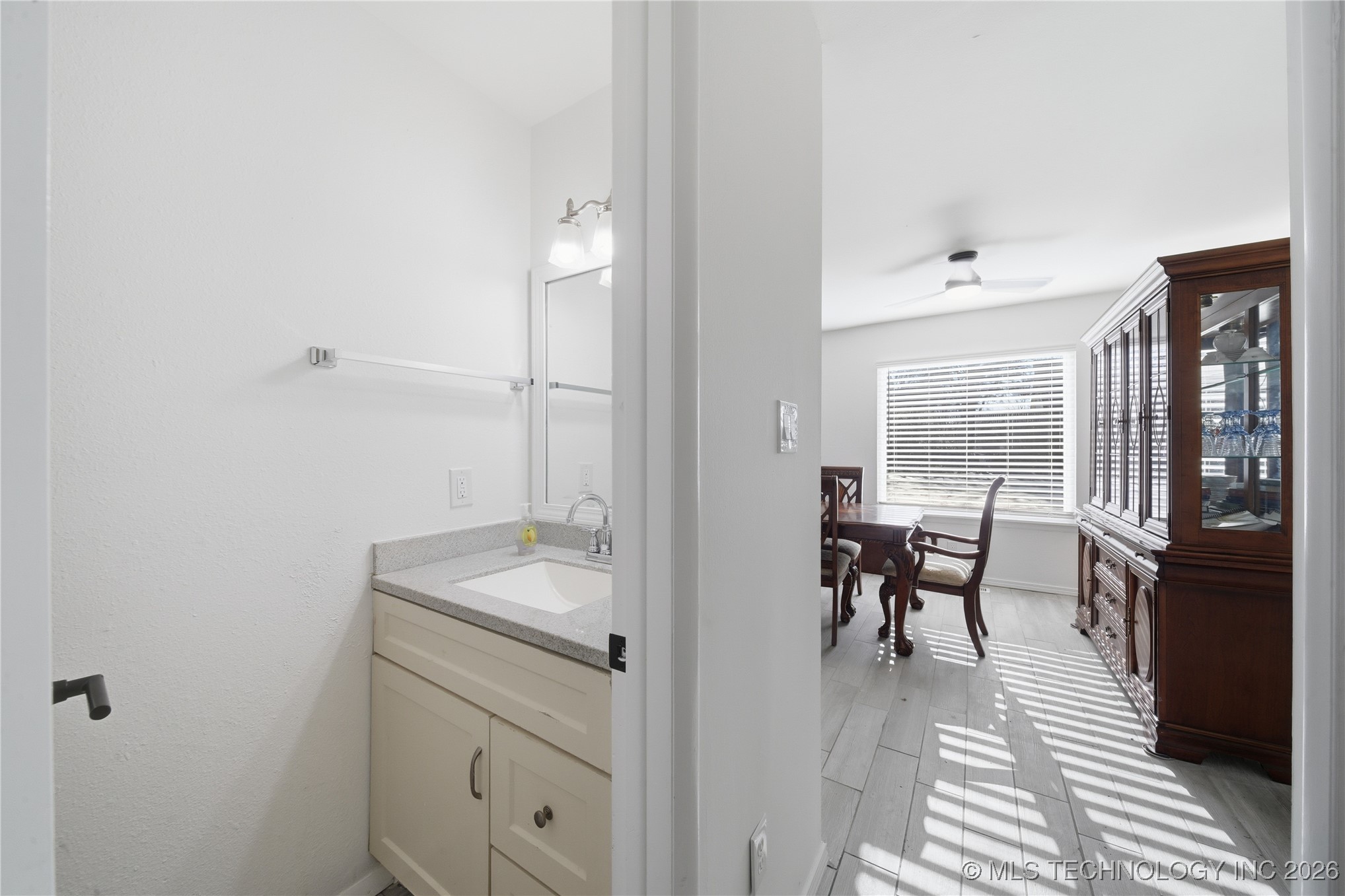 7469 S Yale Avenue E7469 Property Photo 10