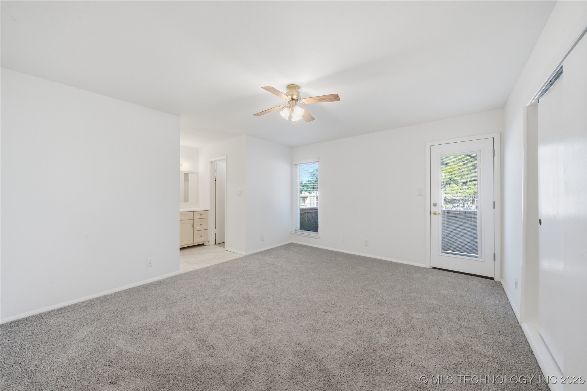 7469 S Yale Avenue E7469 Property Photo 12