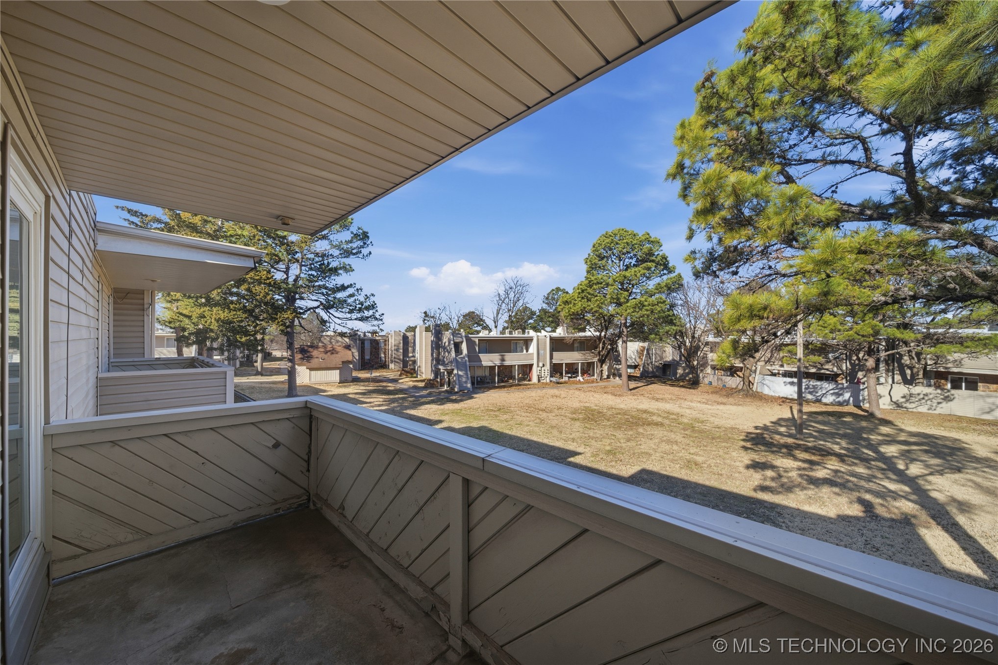 7469 S Yale Avenue E7469 Property Photo 20