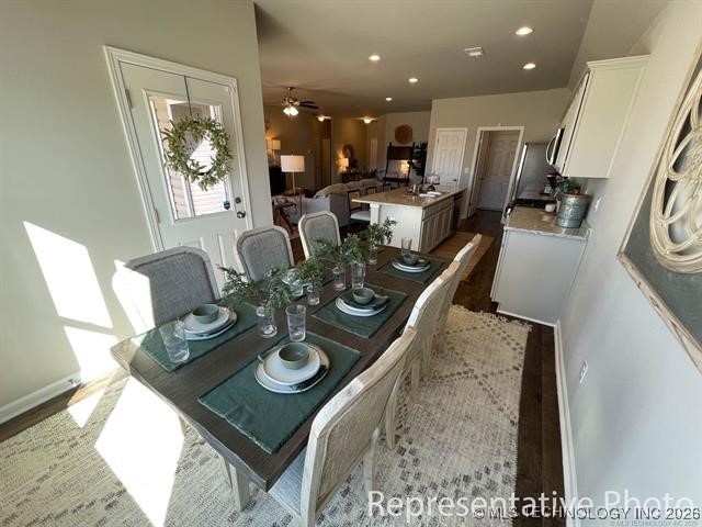 15671 Draft Street Property Photo 10