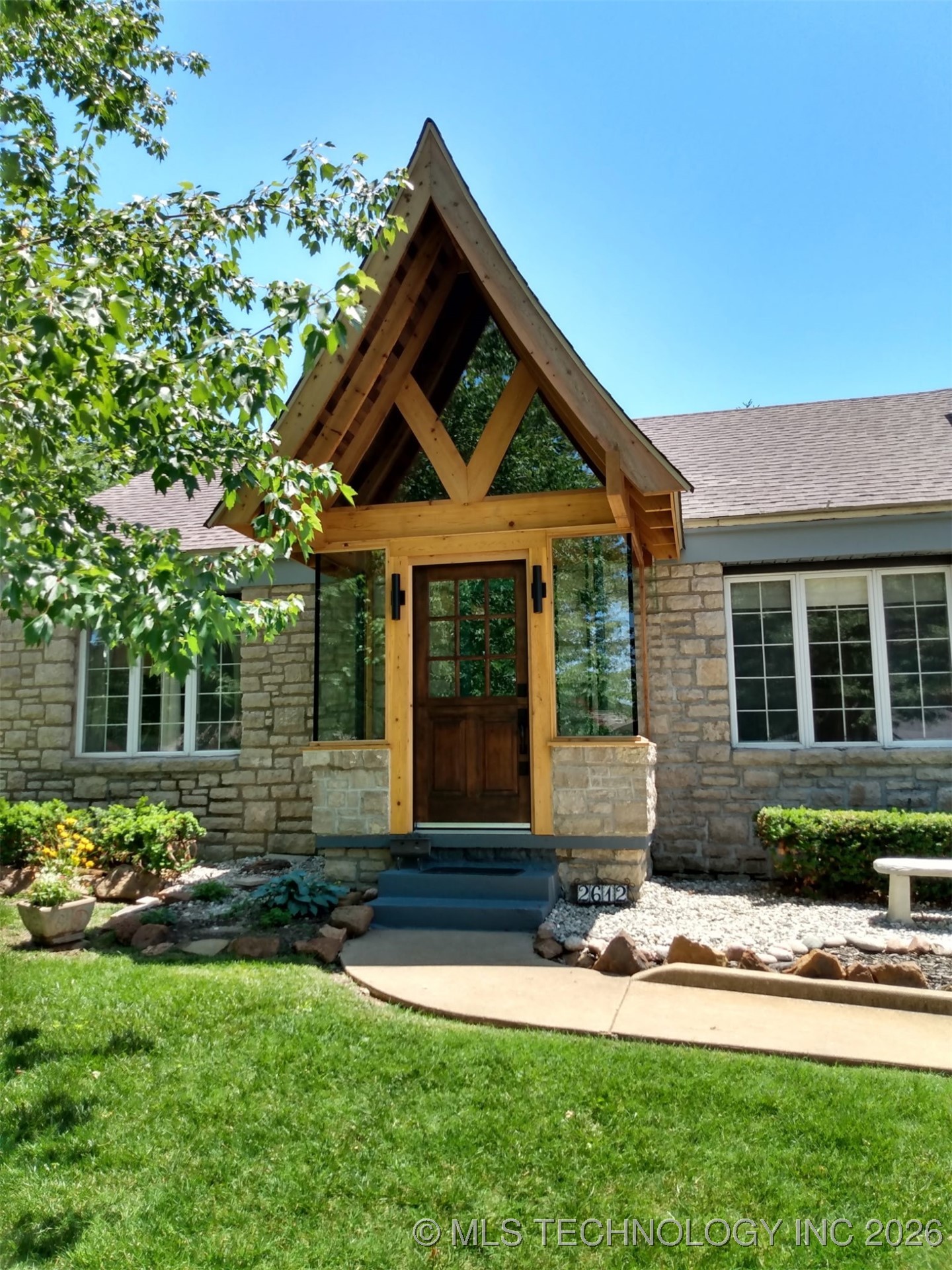 2612 E 17th Place Property Photo 1