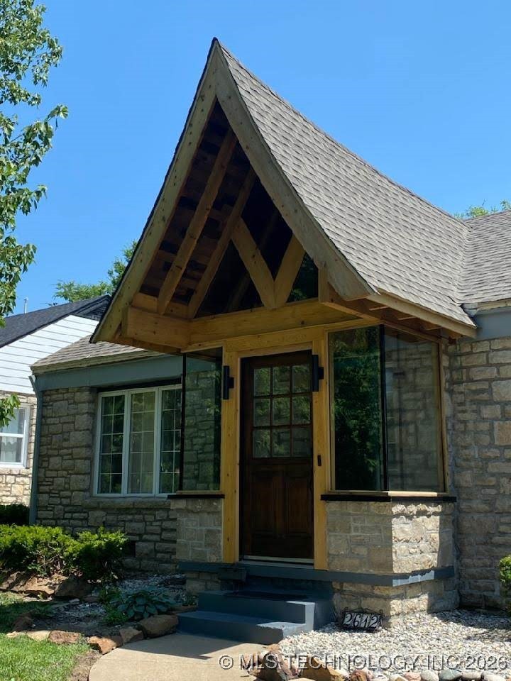 2612 E 17th Place Property Photo 3