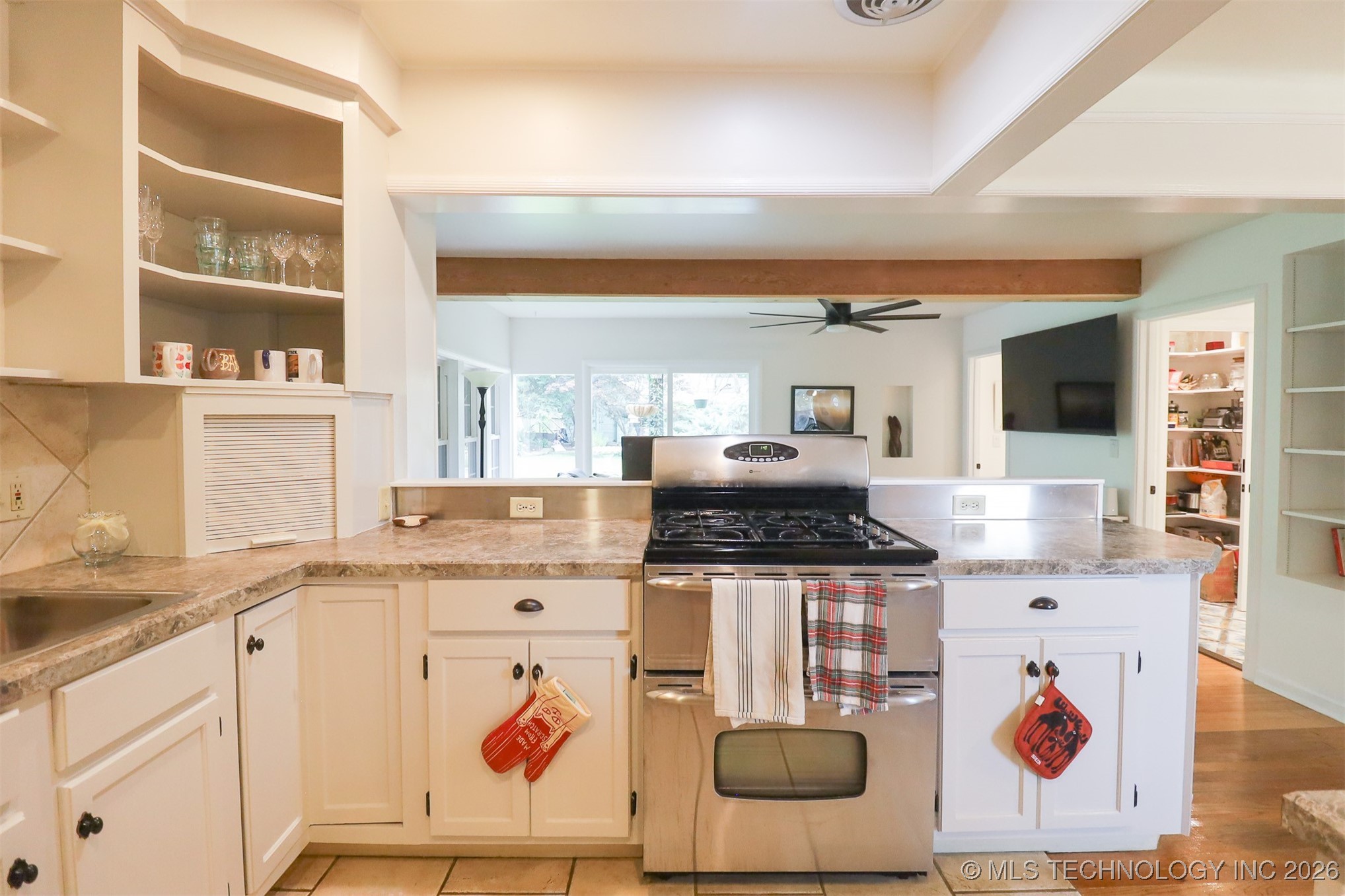 2612 E 17th Place Property Photo 18