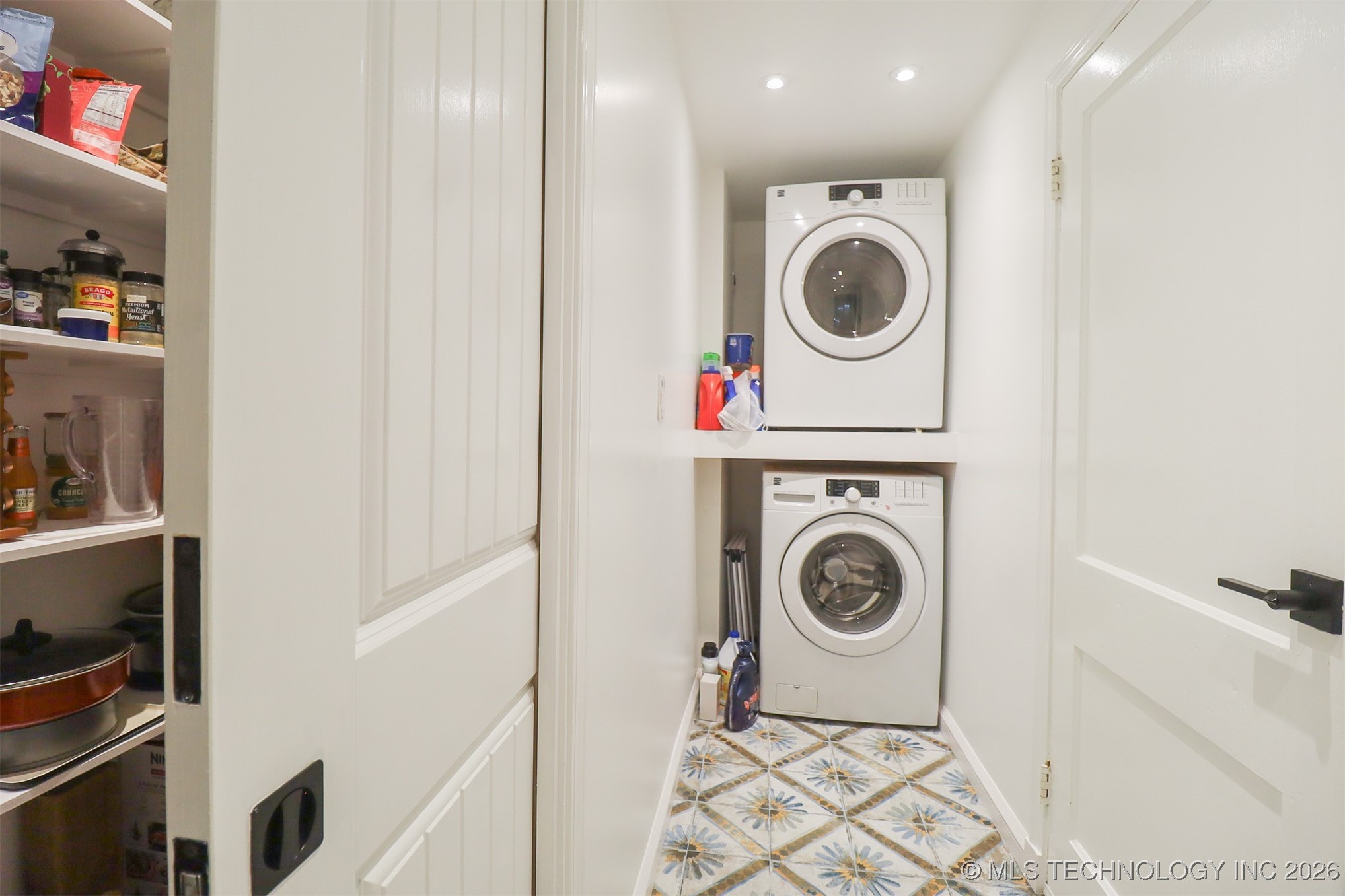 2612 E 17th Place Property Photo 25