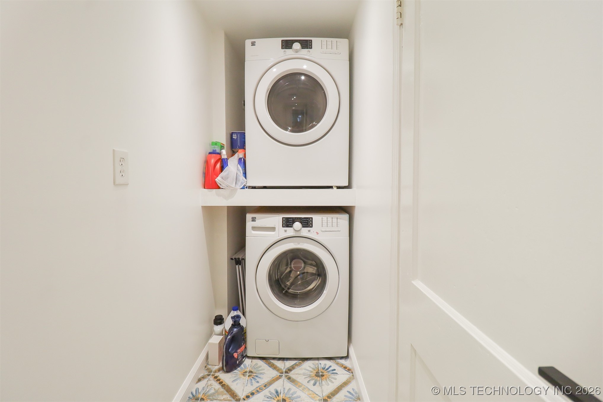 2612 E 17th Place Property Photo 26