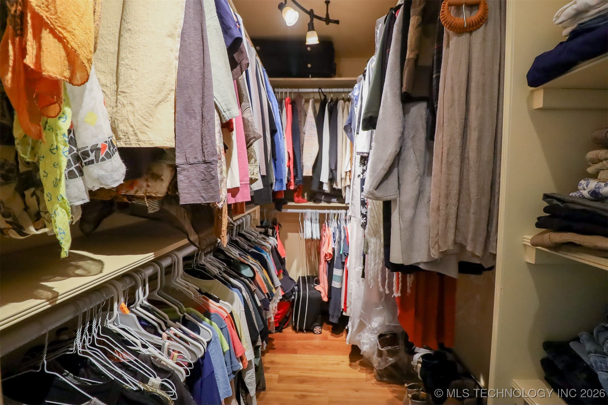 2612 E 17th Place Property Photo 36