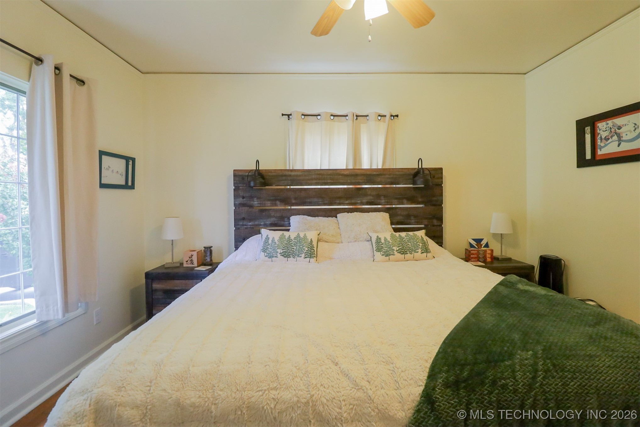 2612 E 17th Place Property Photo 38