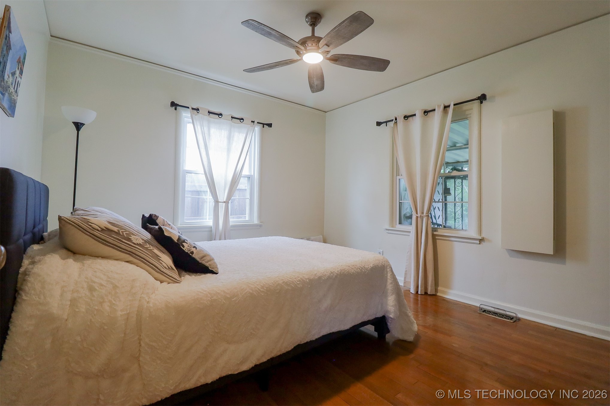 2612 E 17th Place Property Photo 40