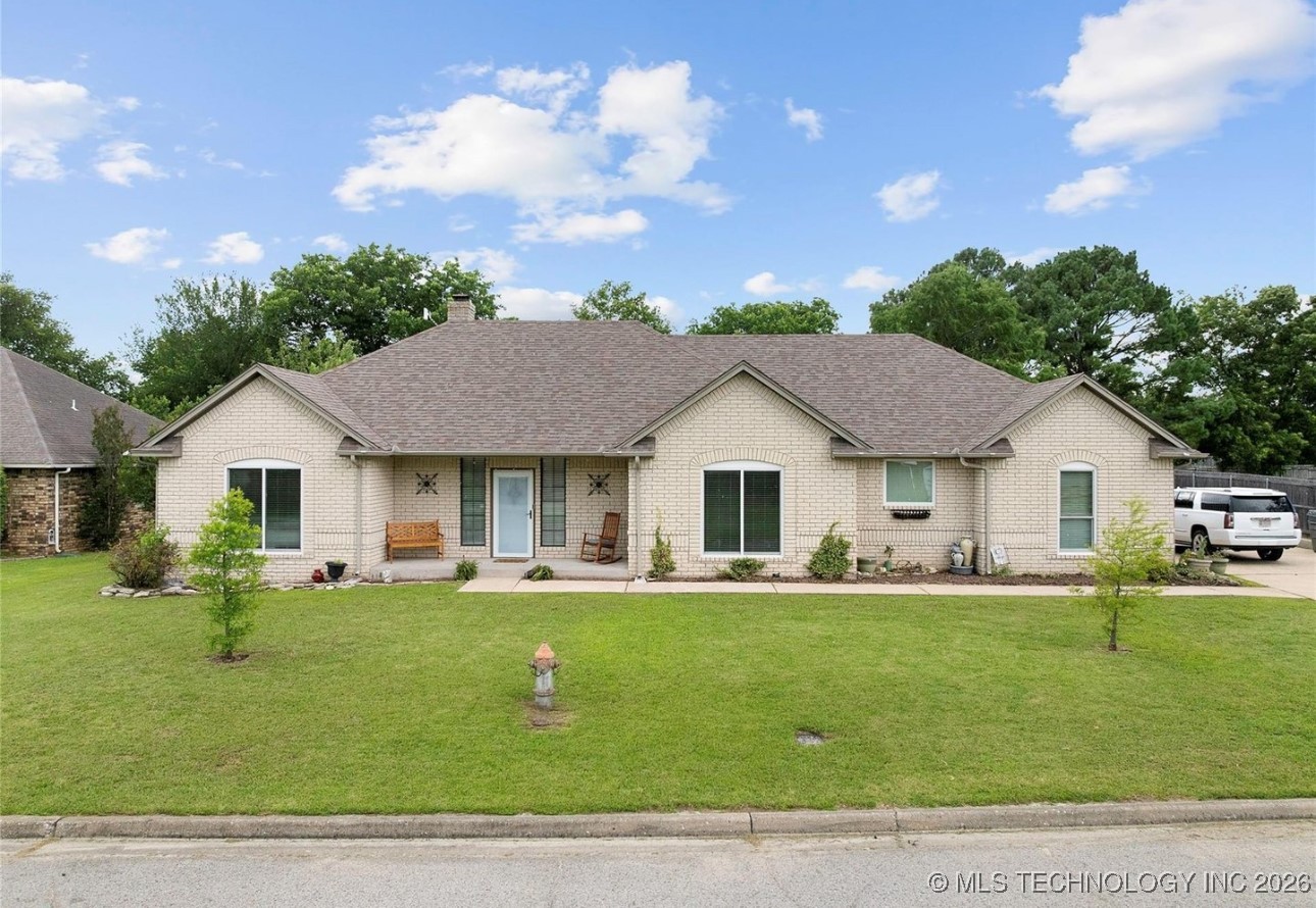 1507 Southern Hills Dr Property Photo 1