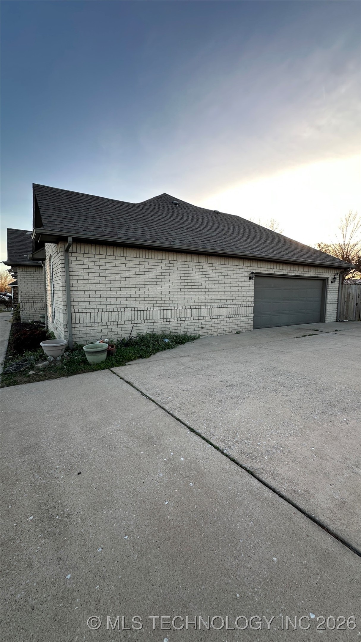 1507 Southern Hills Dr Property Photo 4