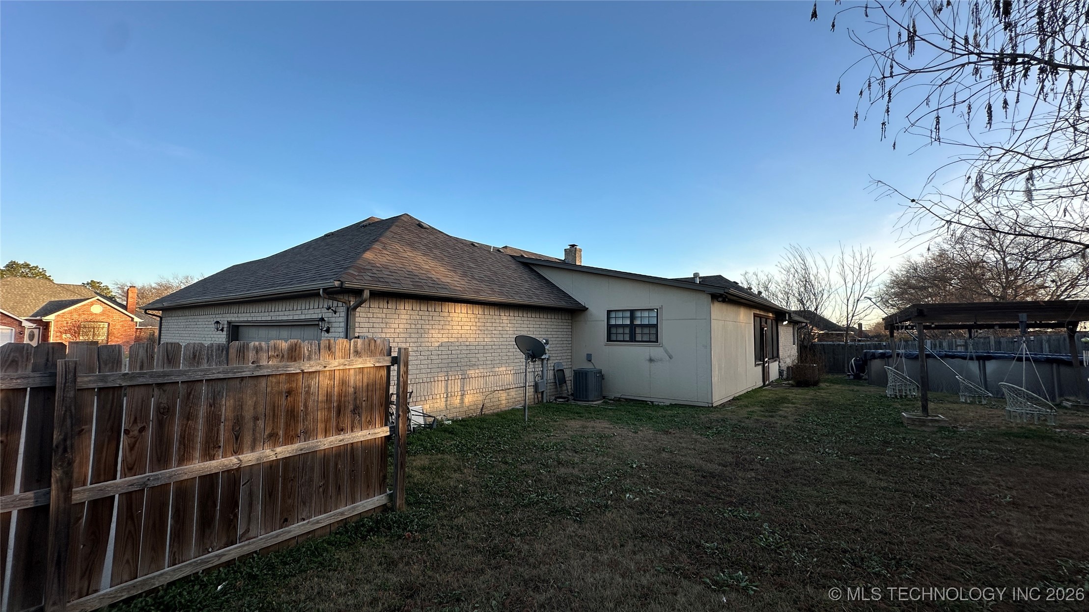 1507 Southern Hills Dr Property Photo 6