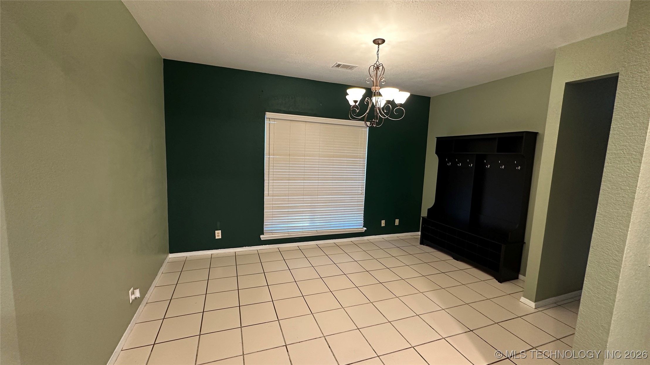 1507 Southern Hills Dr Property Photo 16