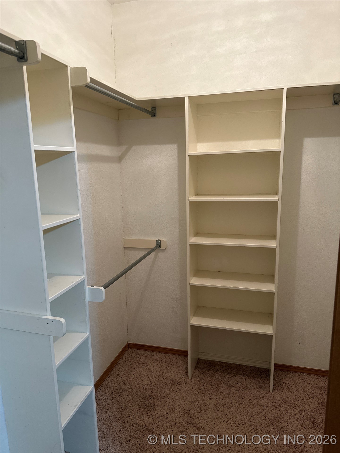 1507 Southern Hills Dr Property Photo 25