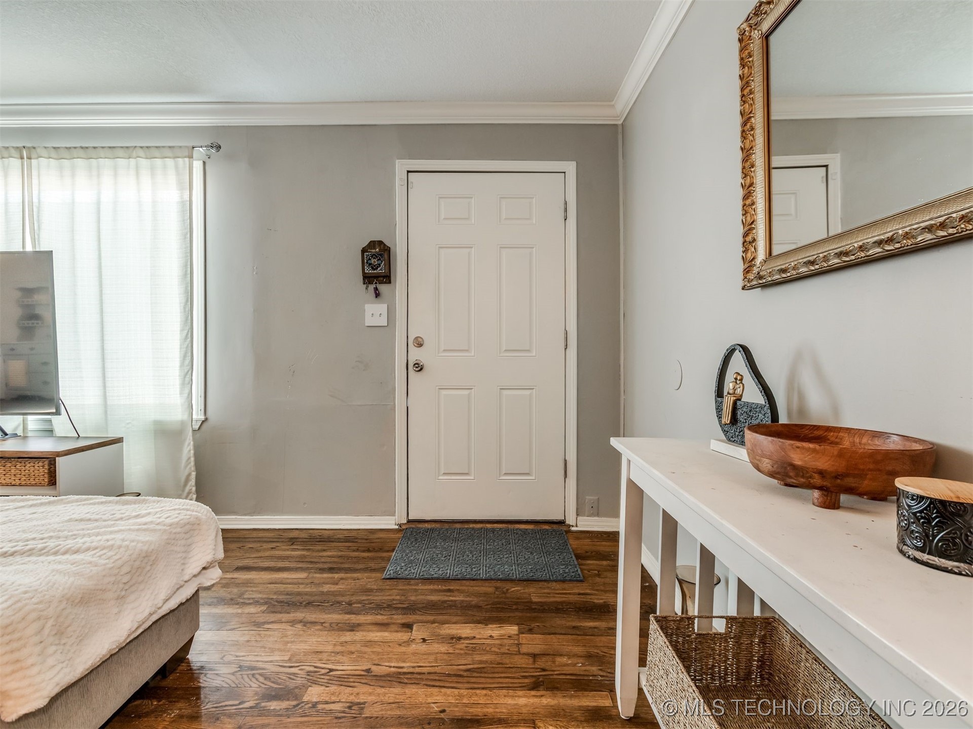 5926 E Newton Place Property Photo 4