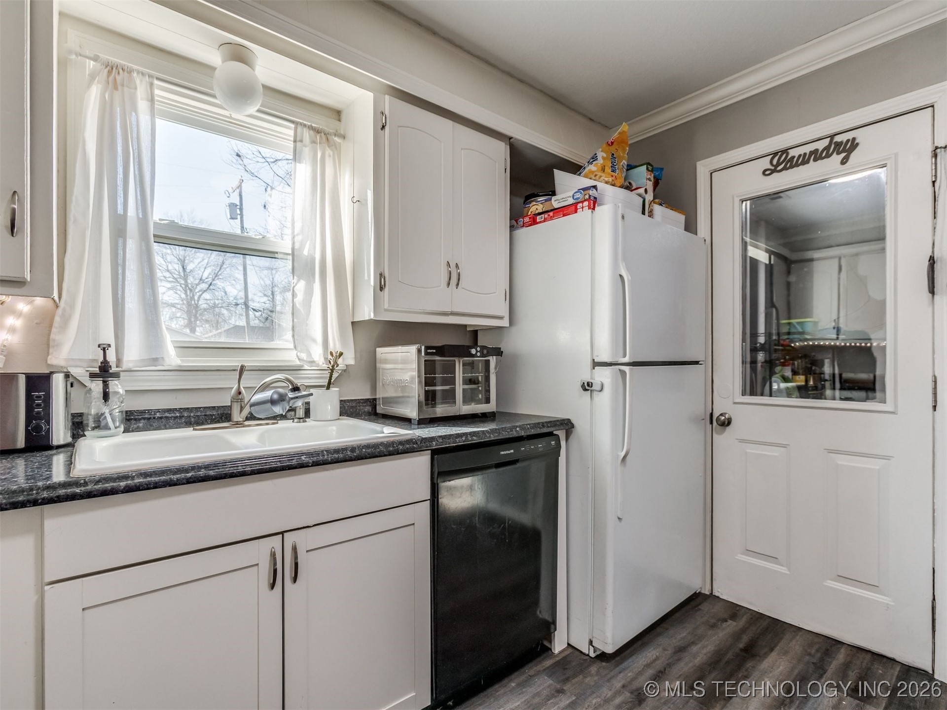 5926 E Newton Place Property Photo 13