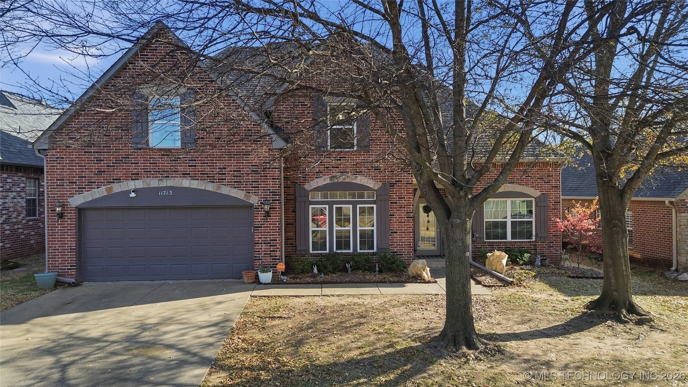 11713 S 96th East Place Property Photo 2