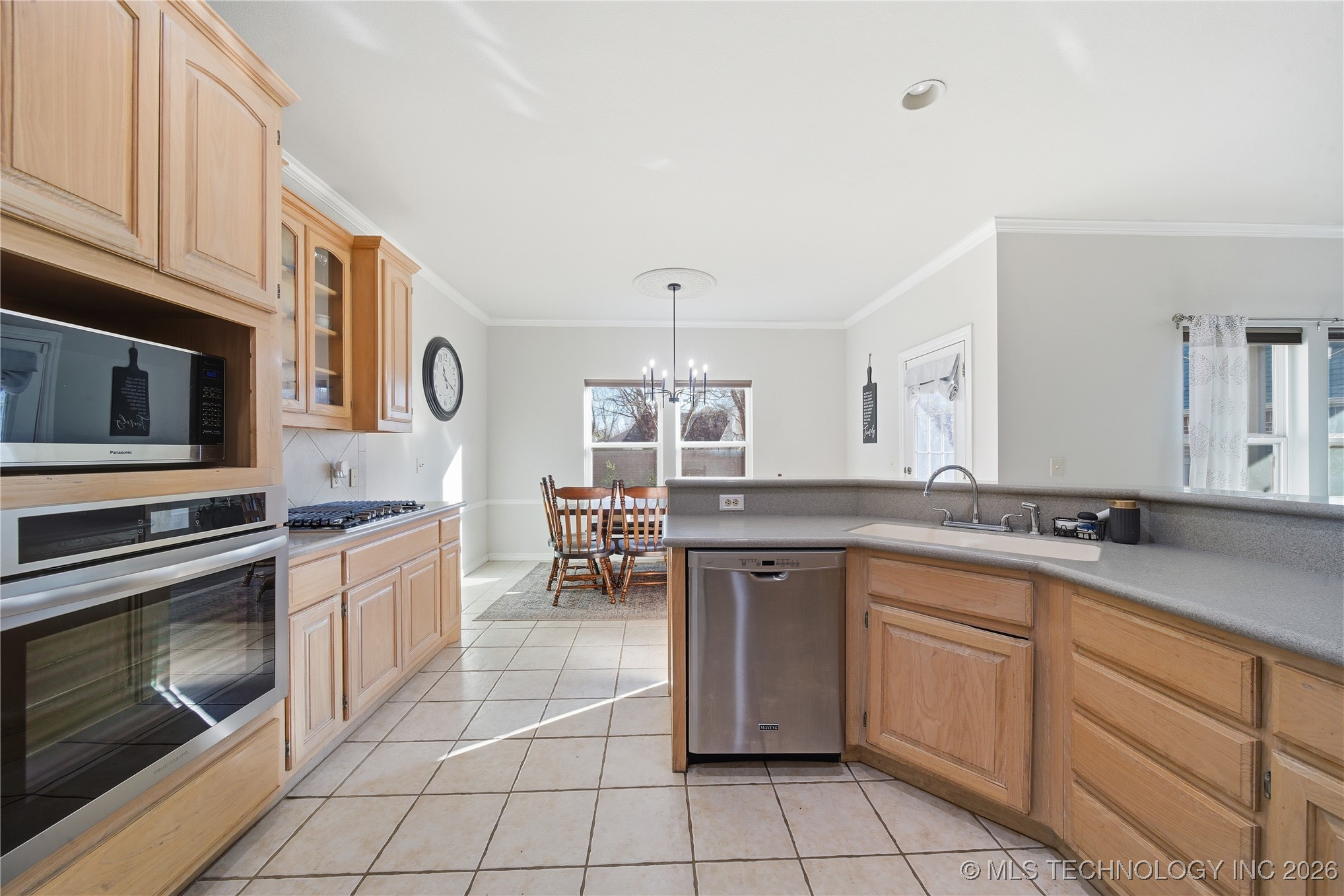 11713 S 96th East Place Property Photo 13