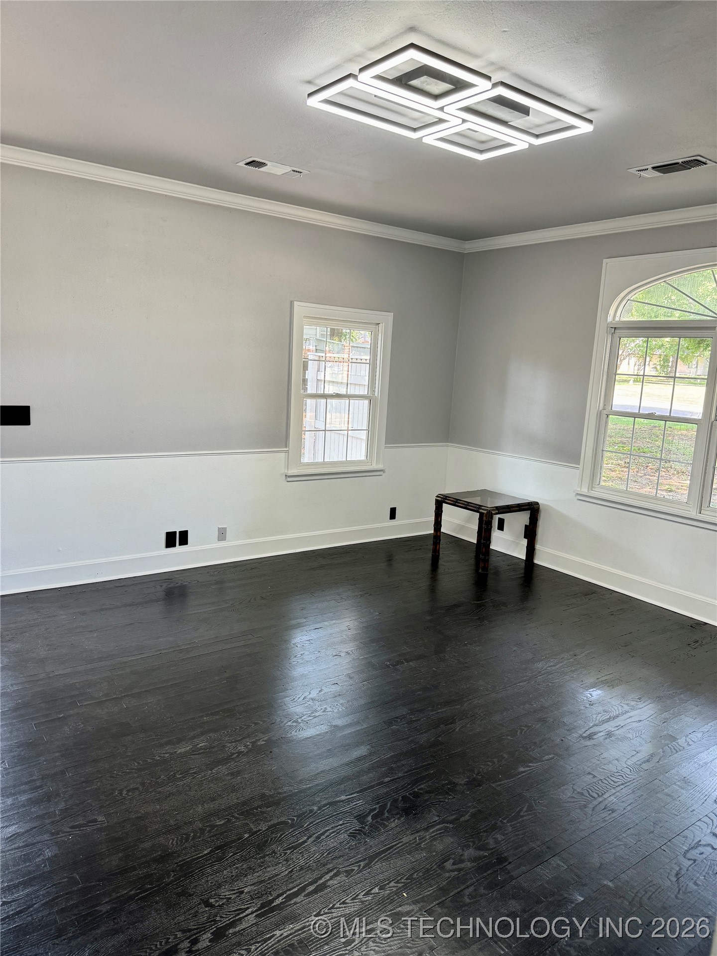 214 E Street Sw Property Photo 10