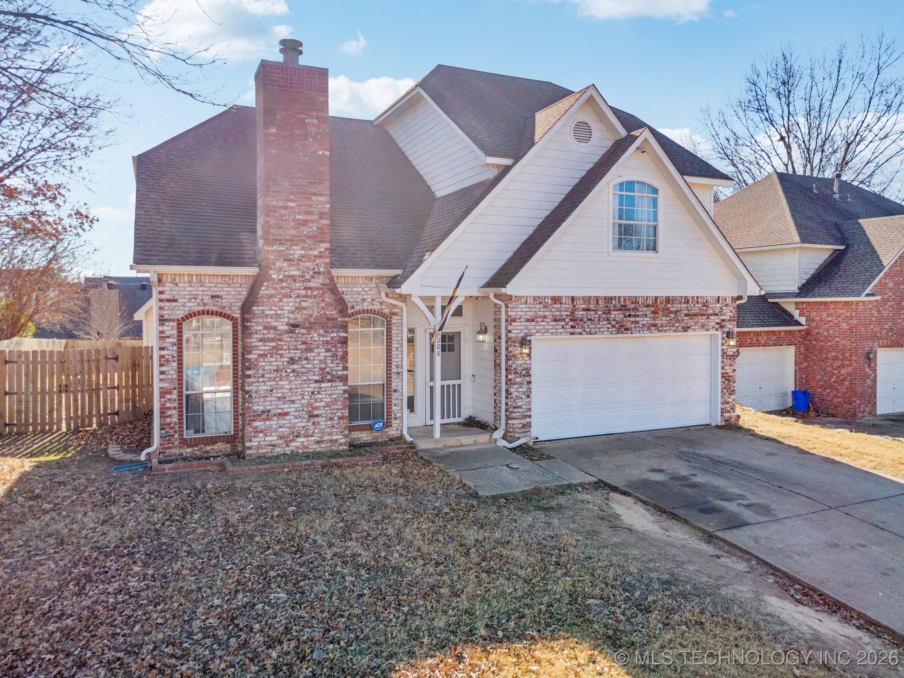 9008 E 88th Street Property Photo 2