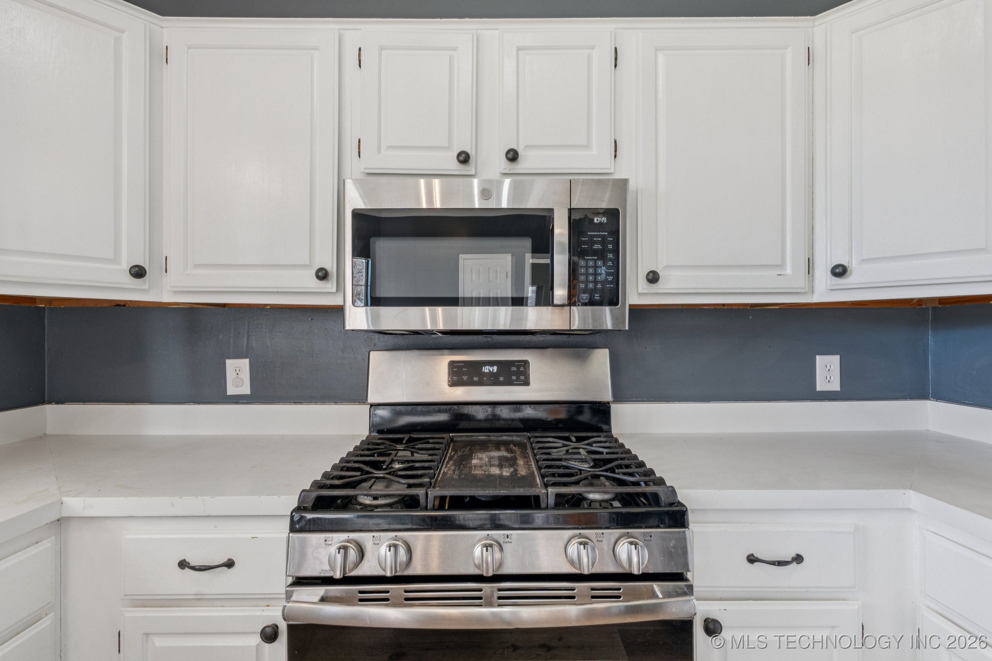 9008 E 88th Street Property Photo 10