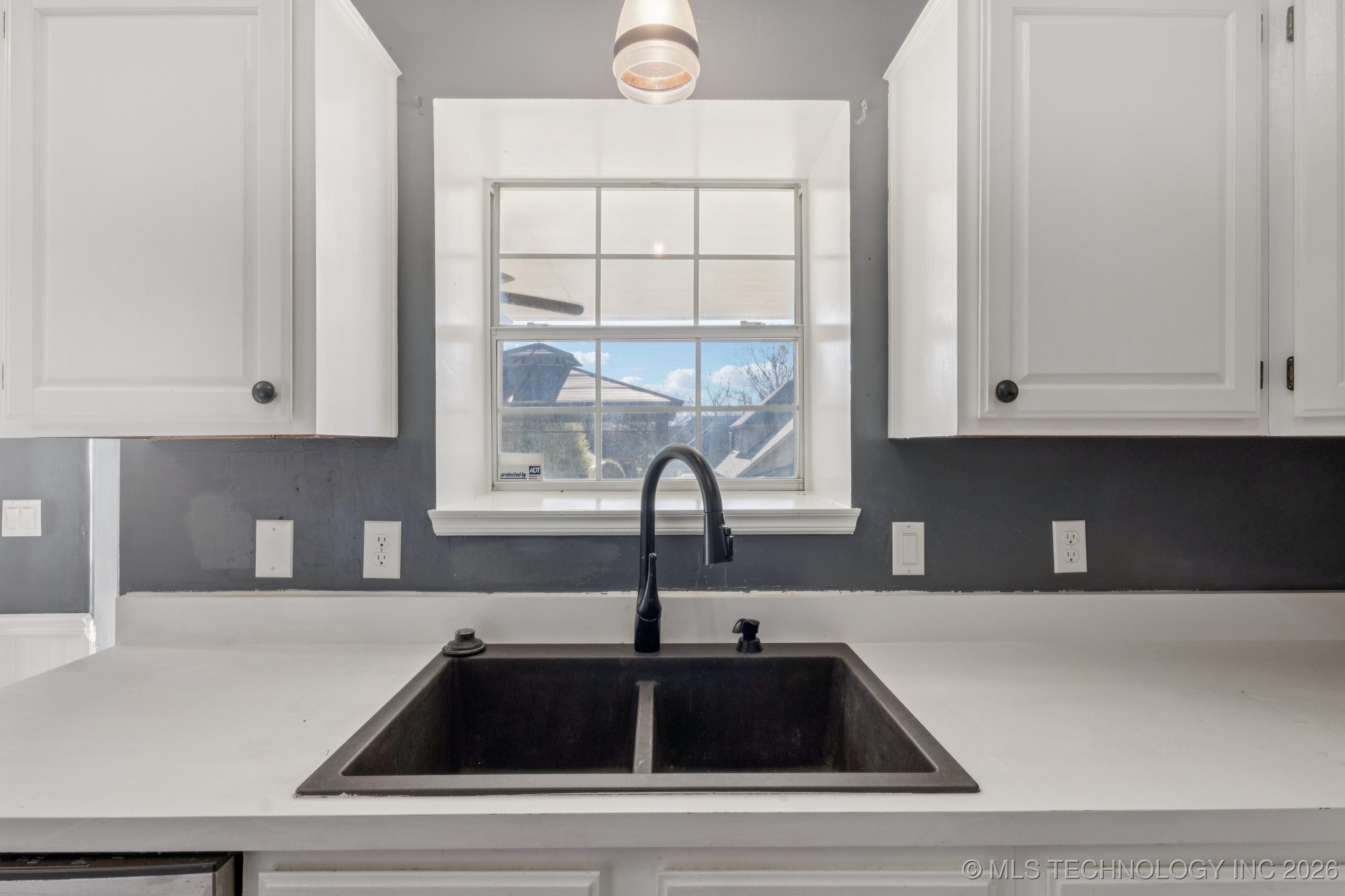 9008 E 88th Street Property Photo 11