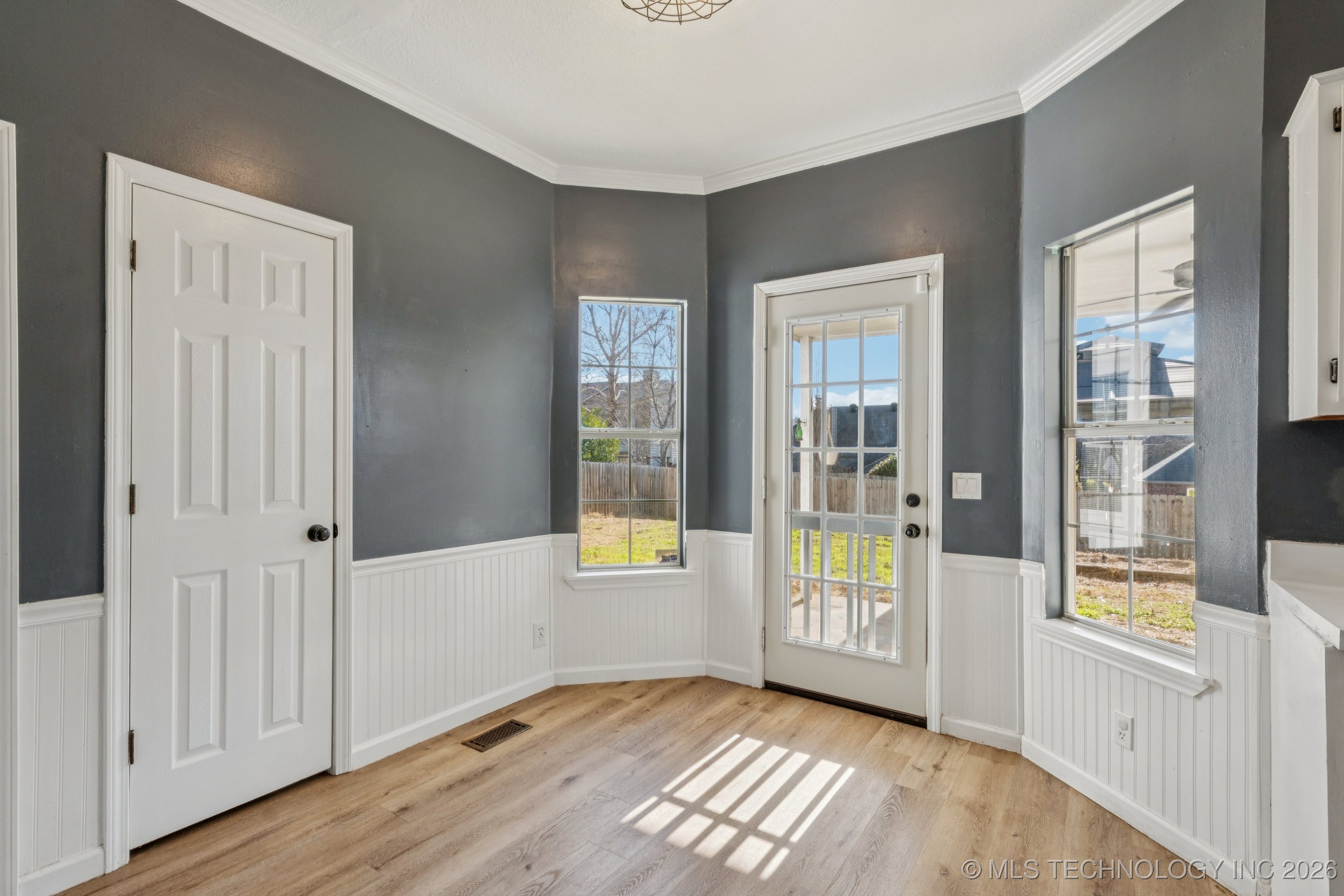 9008 E 88th Street Property Photo 12