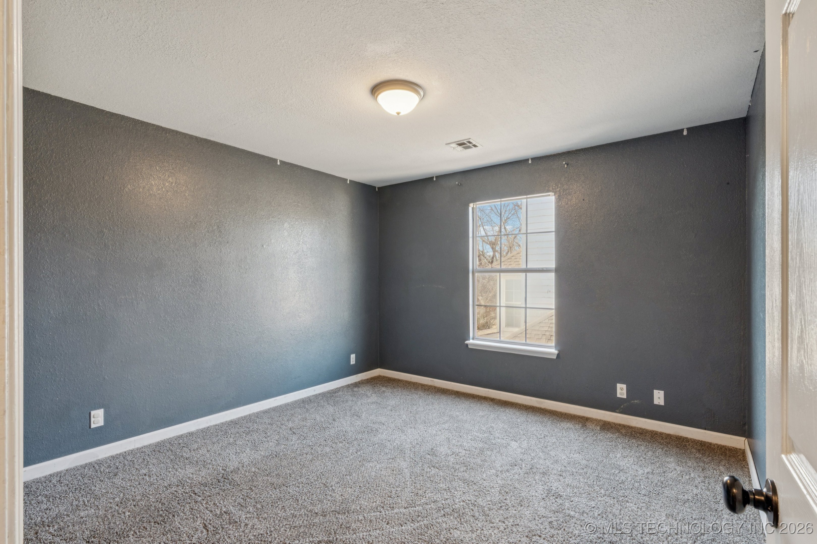 9008 E 88th Street Property Photo 20