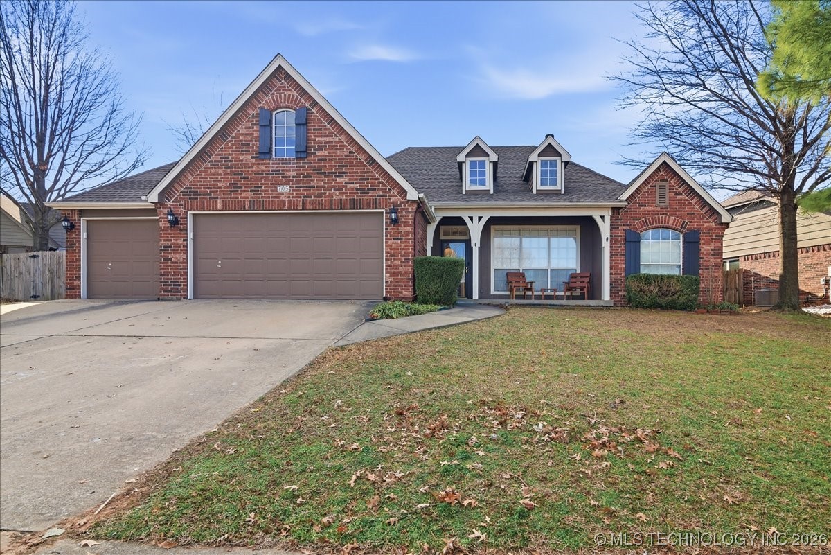 705 E Wichita Street Property Photo 1